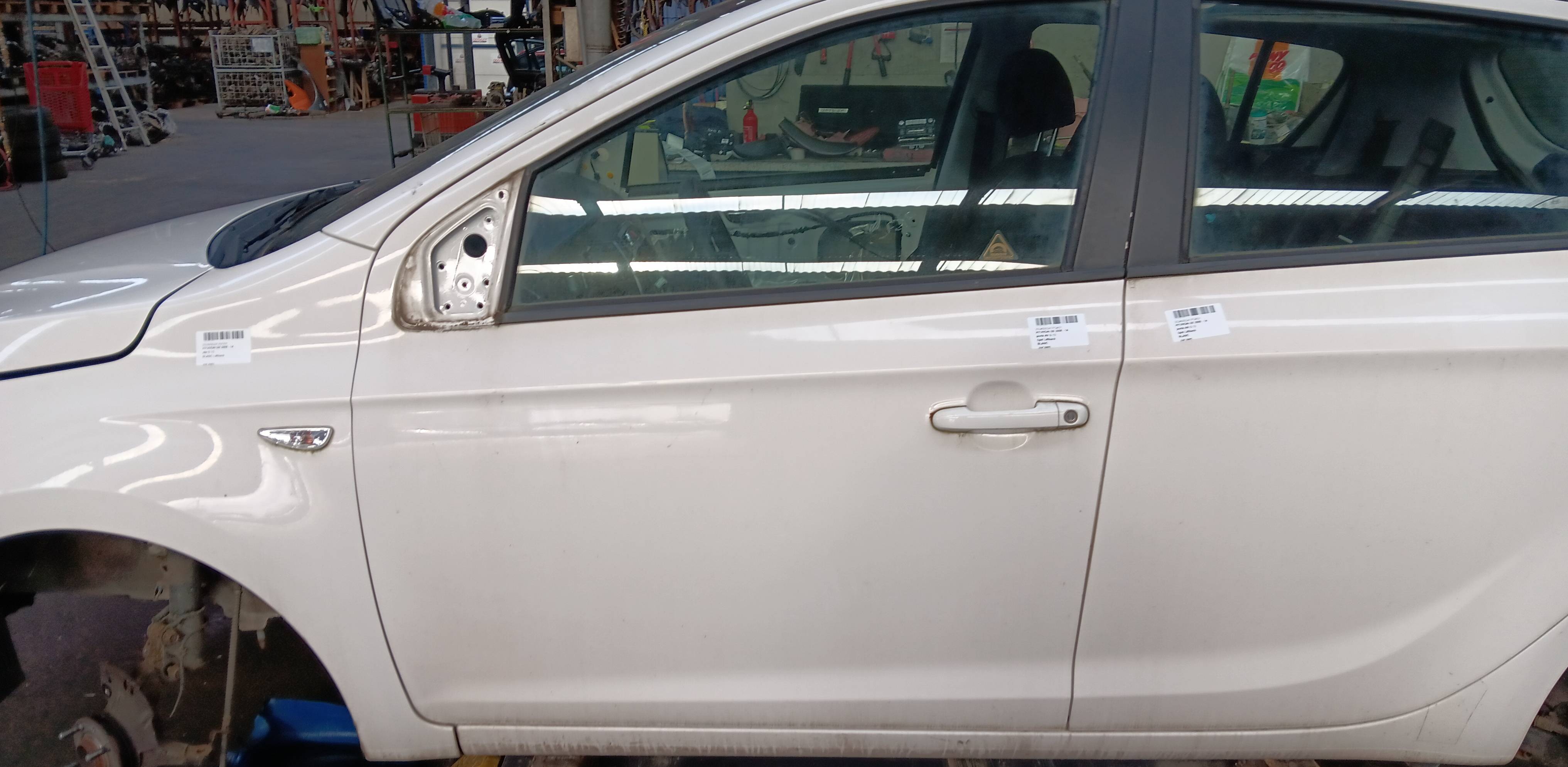 Deur links voor Hyundai i20