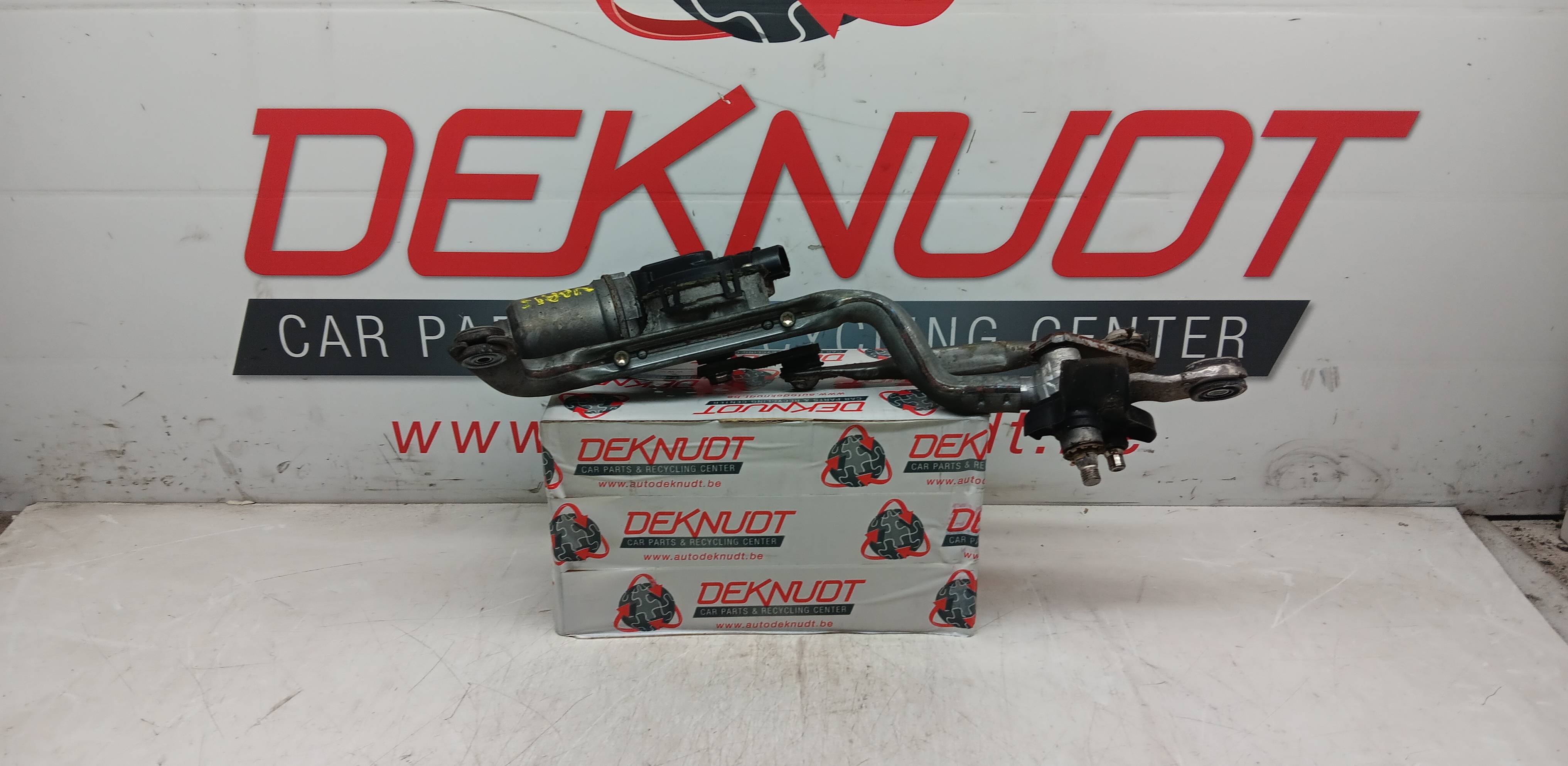 Moteur essui glace avant Toyota Yaris