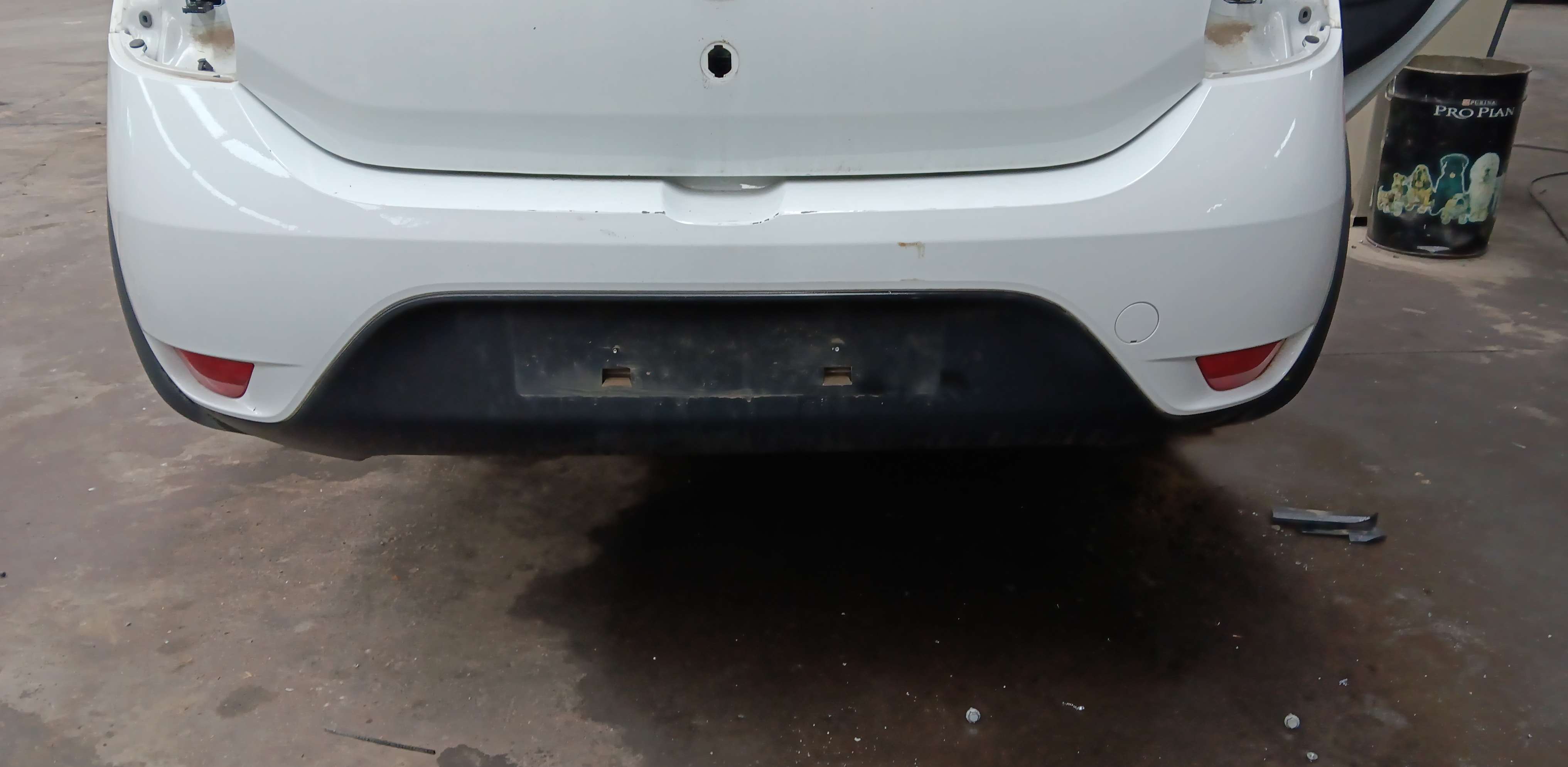 Bumper achter Dacia Sandero