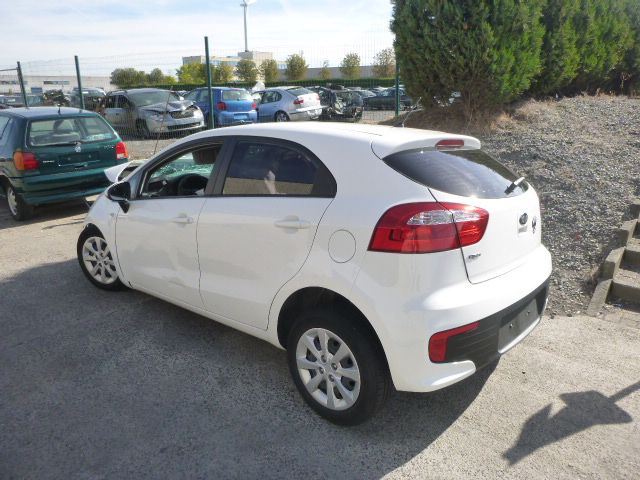 Deur links achter Kia Rio