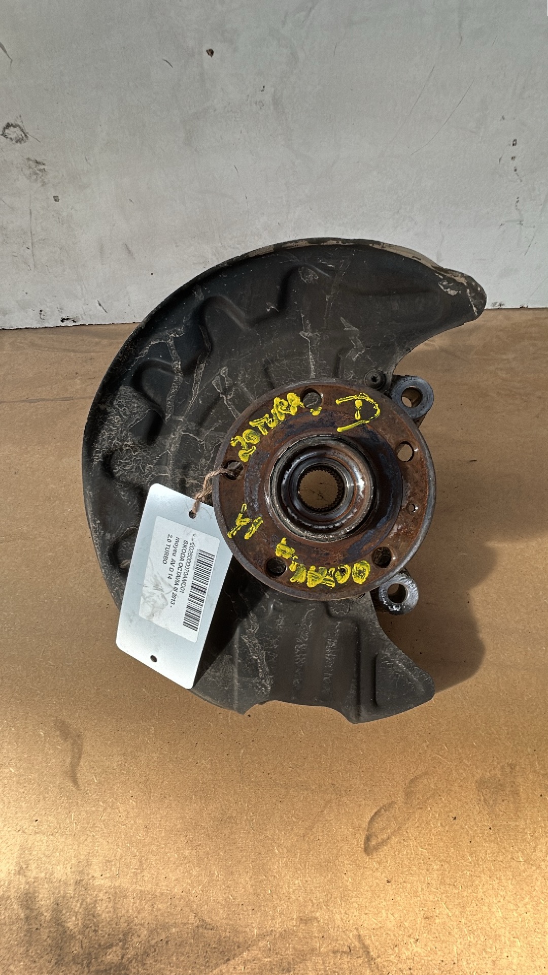Fusee rechts voor Skoda Octavia