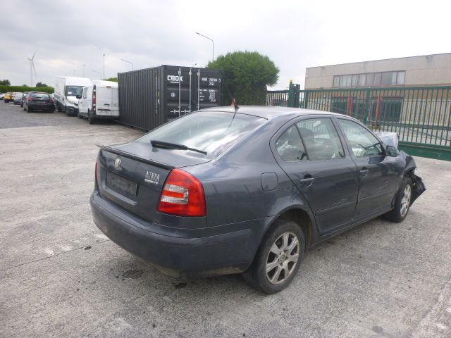 Bumper achter met sensor Skoda Octavia