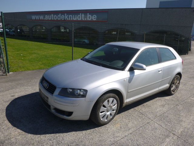 Deur links voor Audi A3