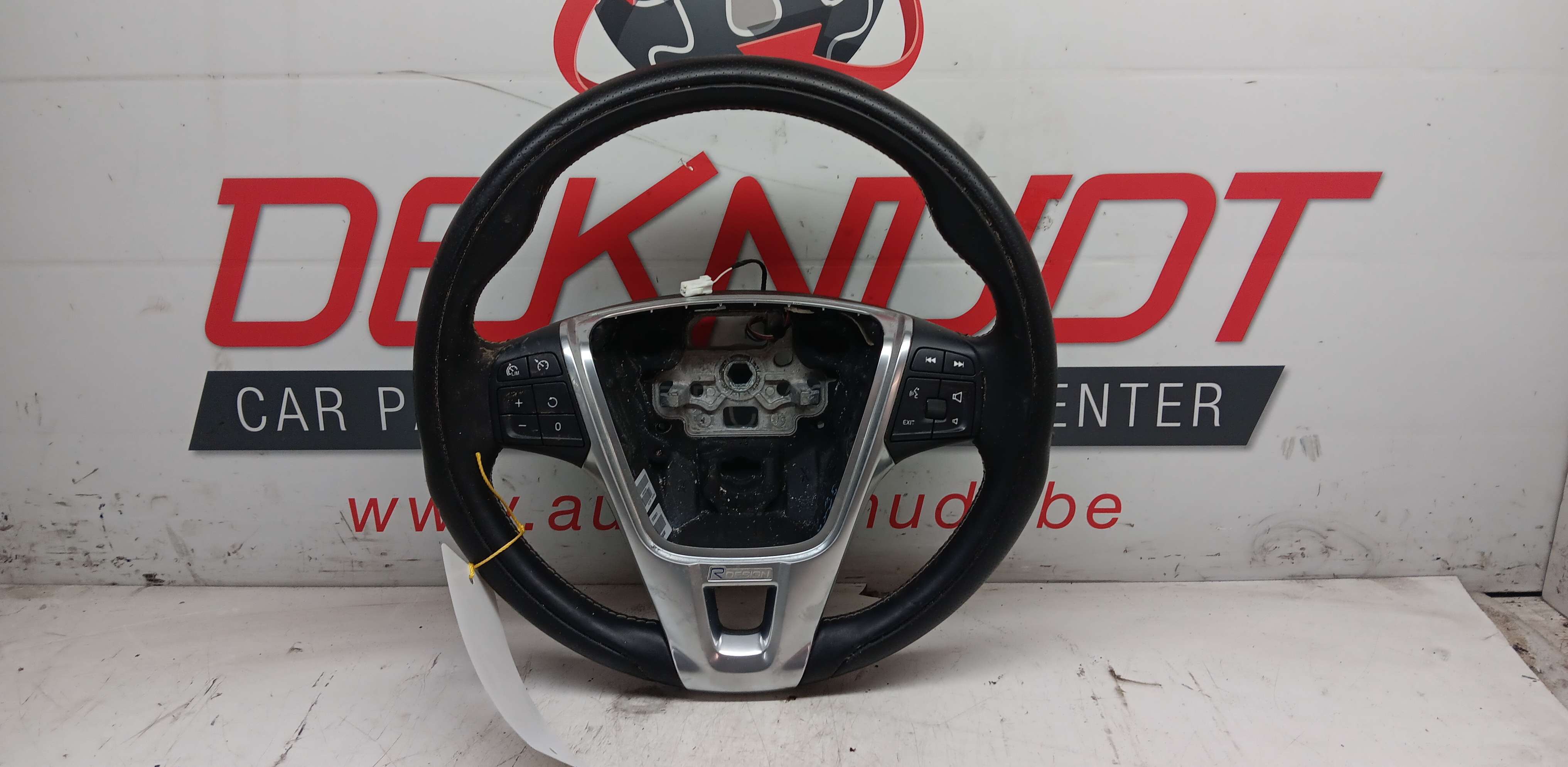 volant Volvo V40