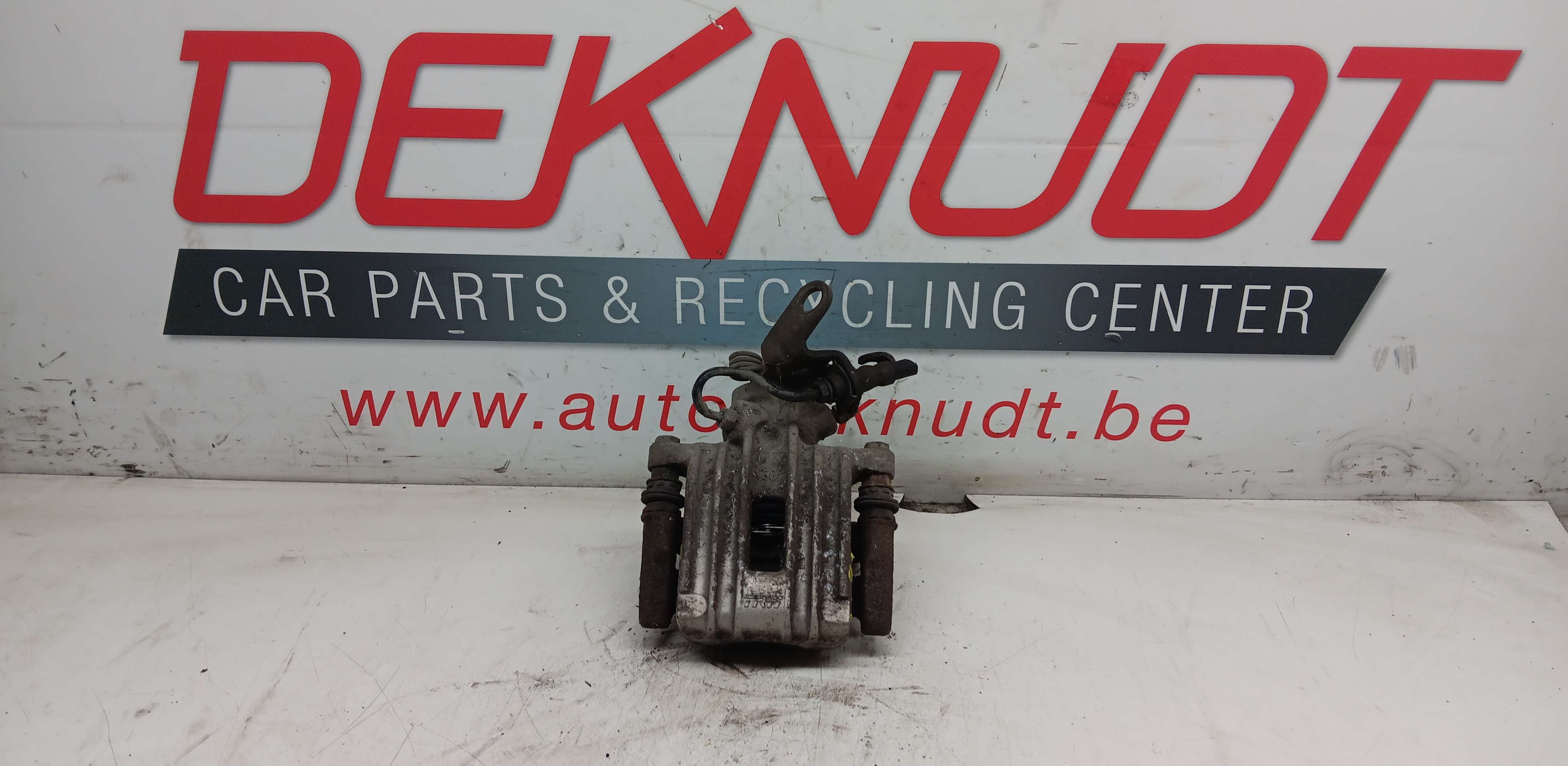 Remschijf links ACHTER Vw Golf