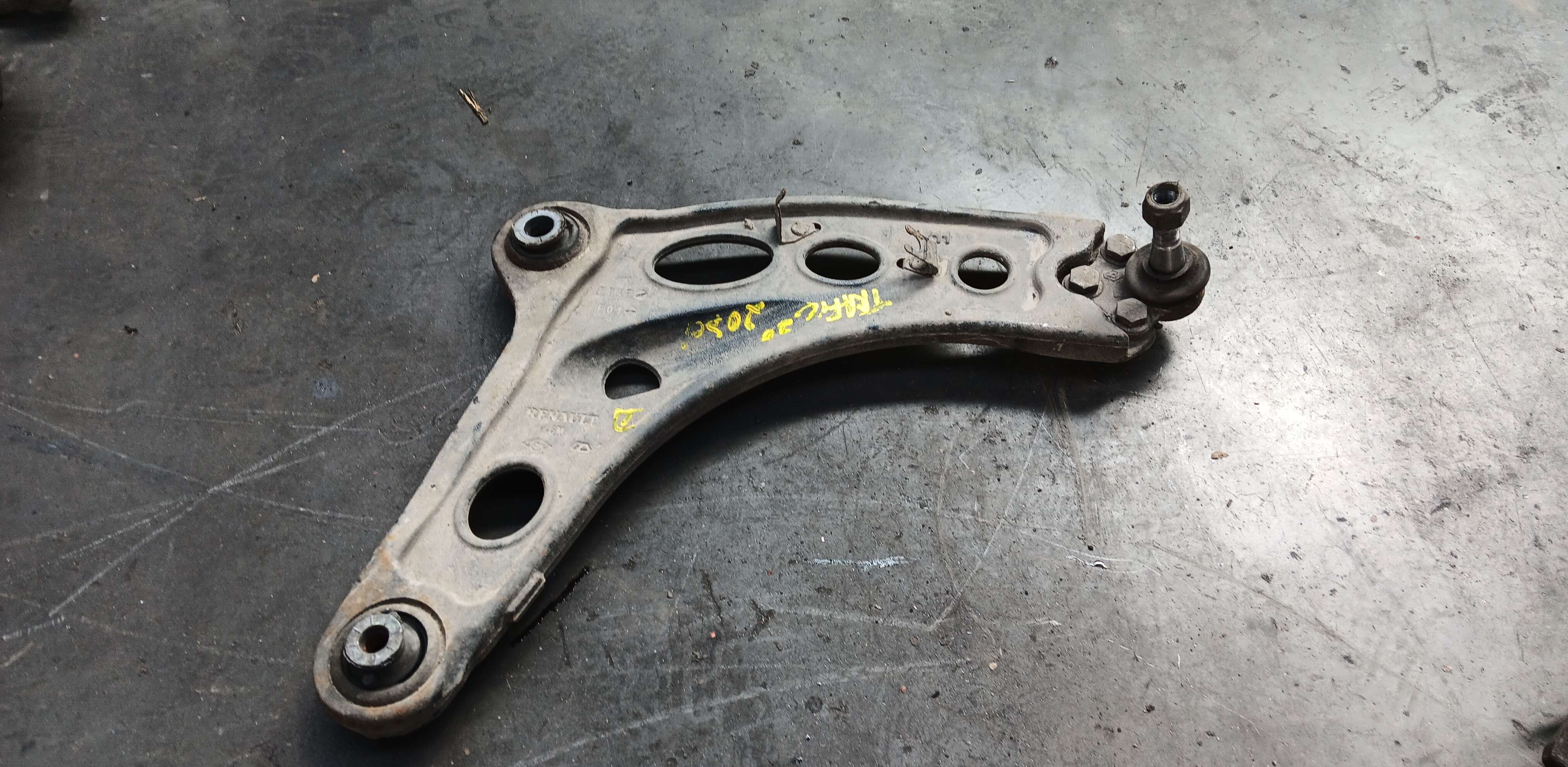Draagarm rechts voor Renault Trafic