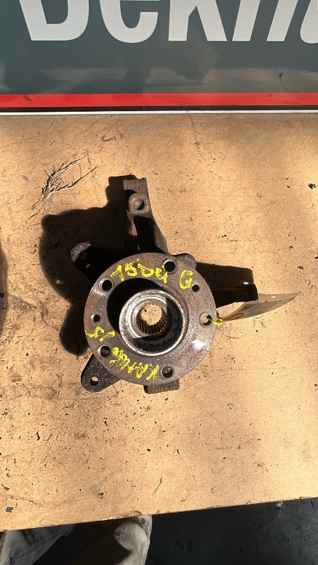 Fusee links voor Renault Kangoo