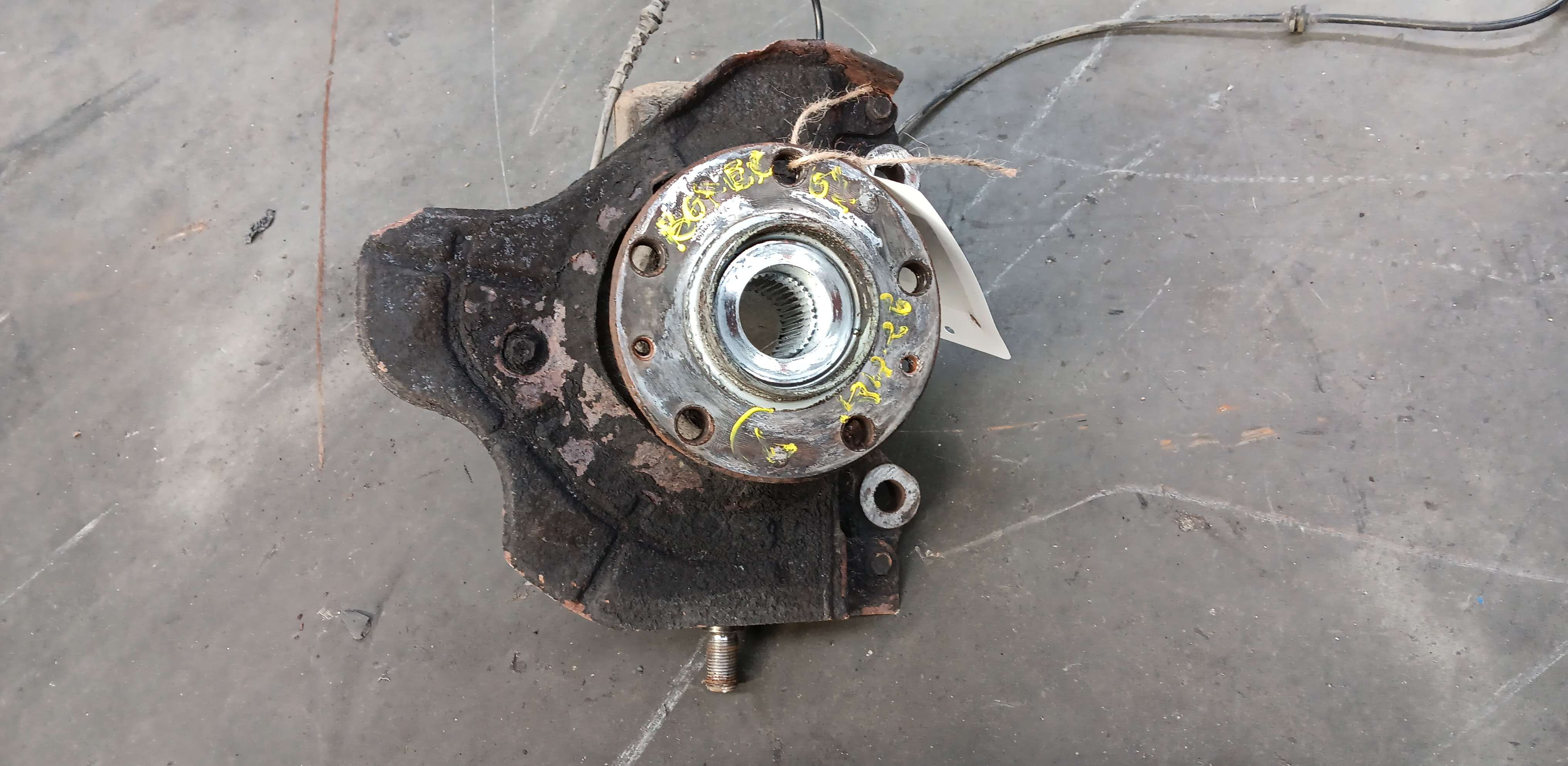 Fusee rechts voor Peugeot Boxer