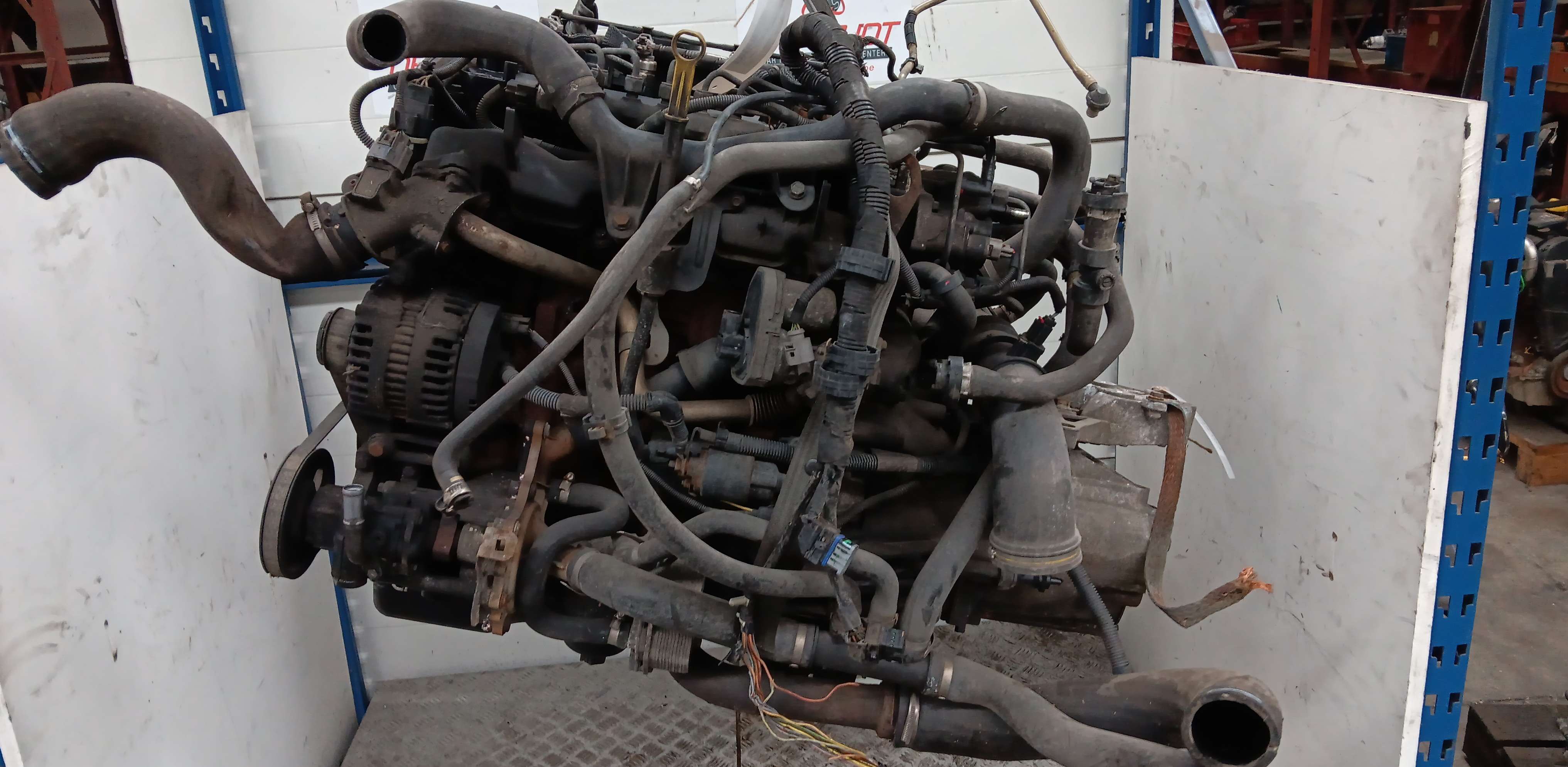 1. Motor Peugeot Boxer