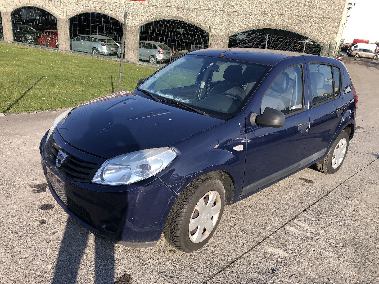 Deur links voor Dacia Sandero