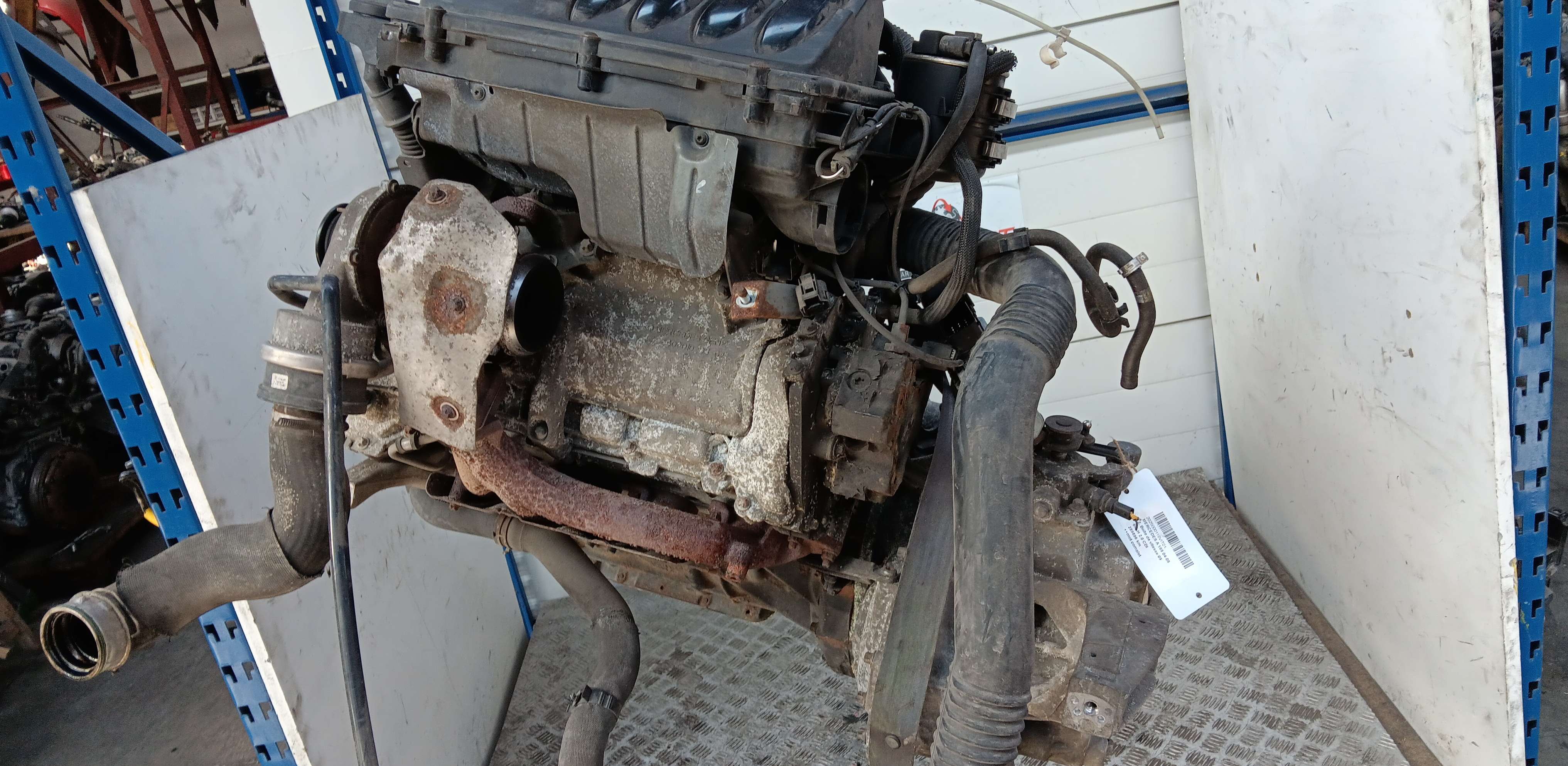 1. Motor Mercedes-Benz A 160
