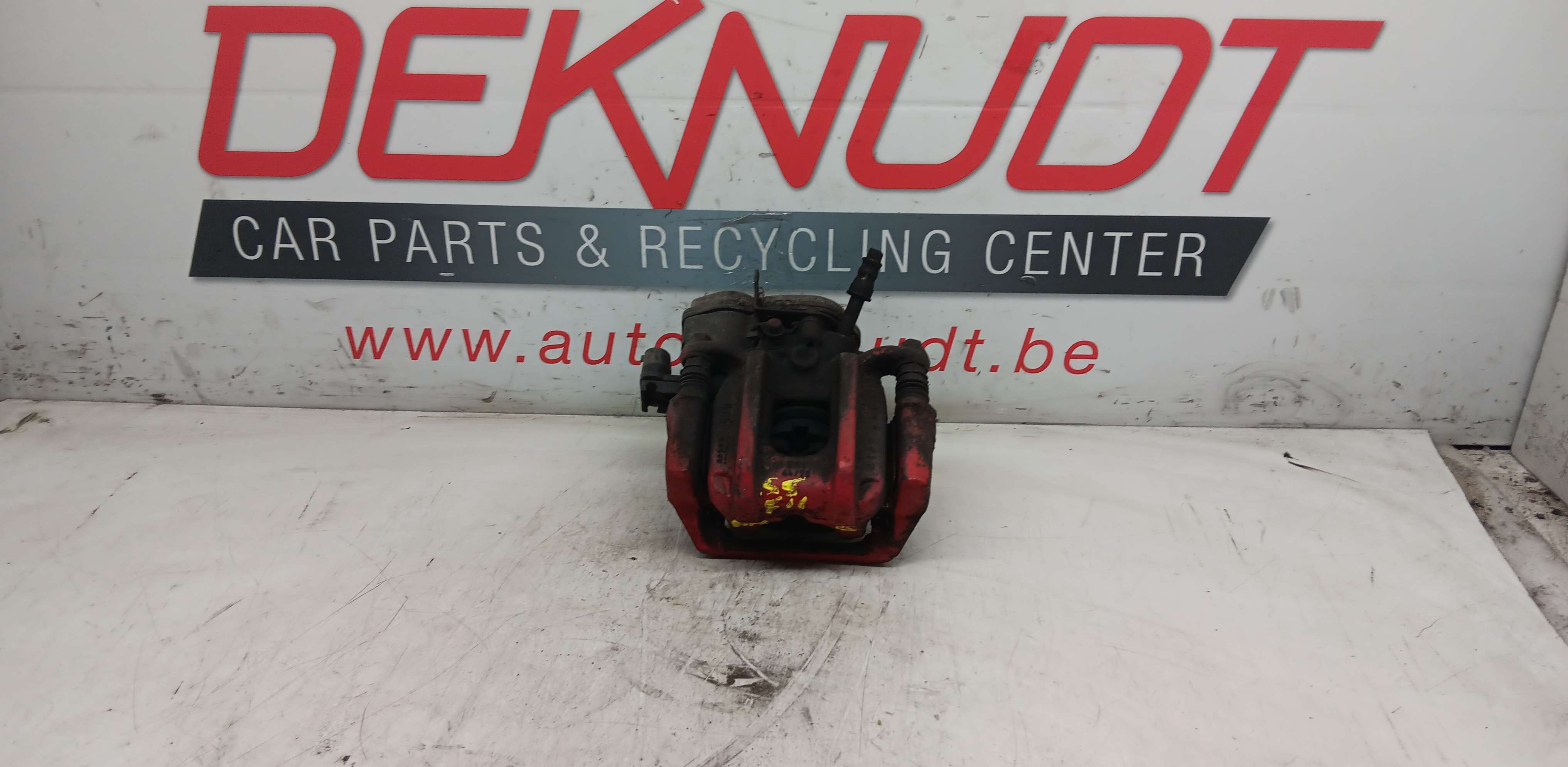 Remschijf links ACHTER Bmw 520