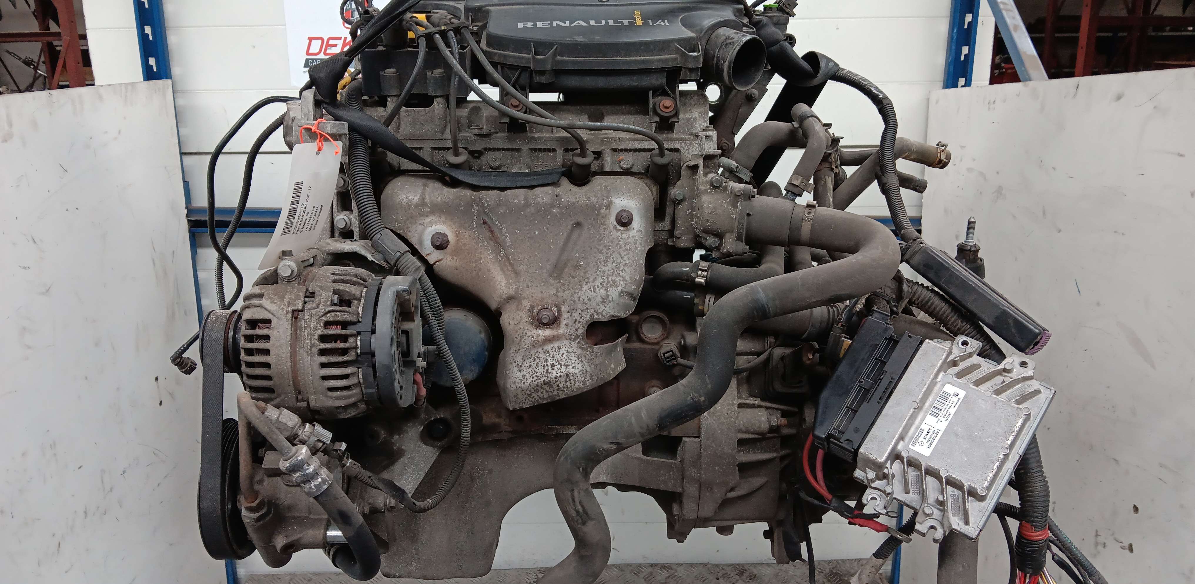 1. Motor Dacia Sandero