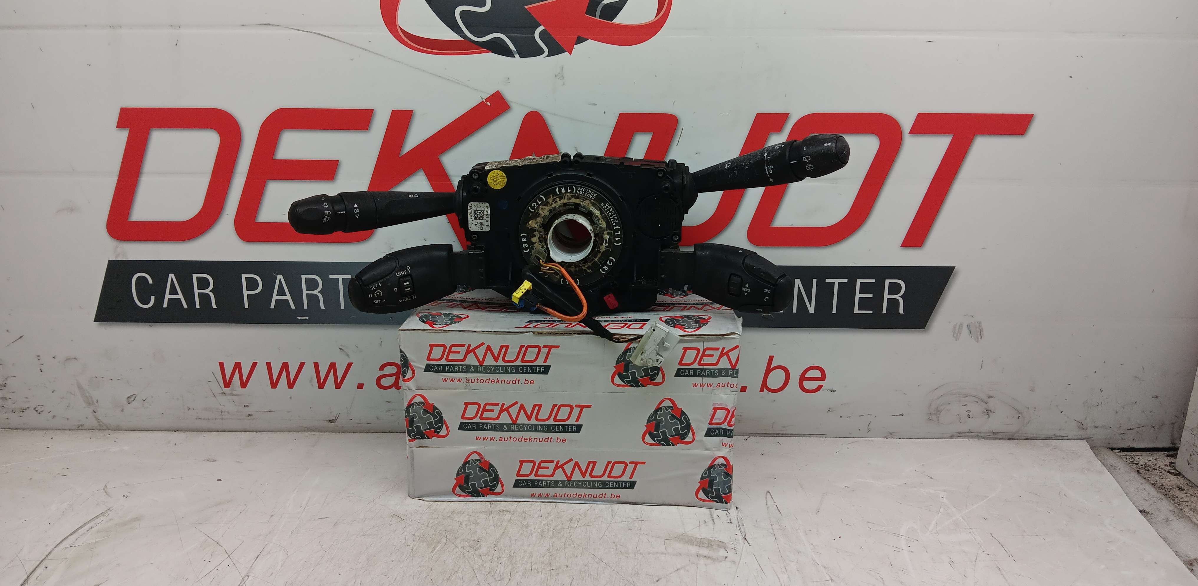 commodo Peugeot 308 II 2013 -