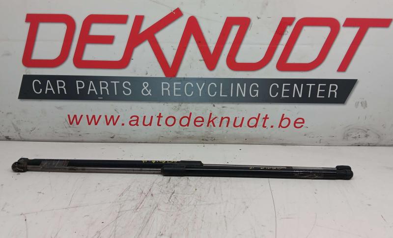 Achterkelp veren