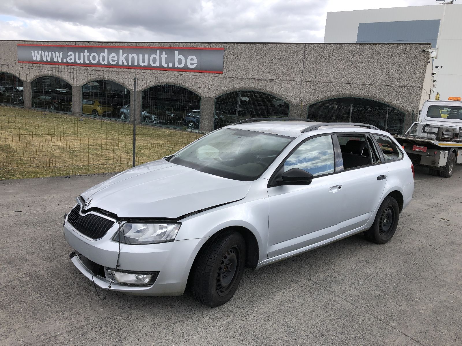 Vleugel links voor Skoda Octavia
