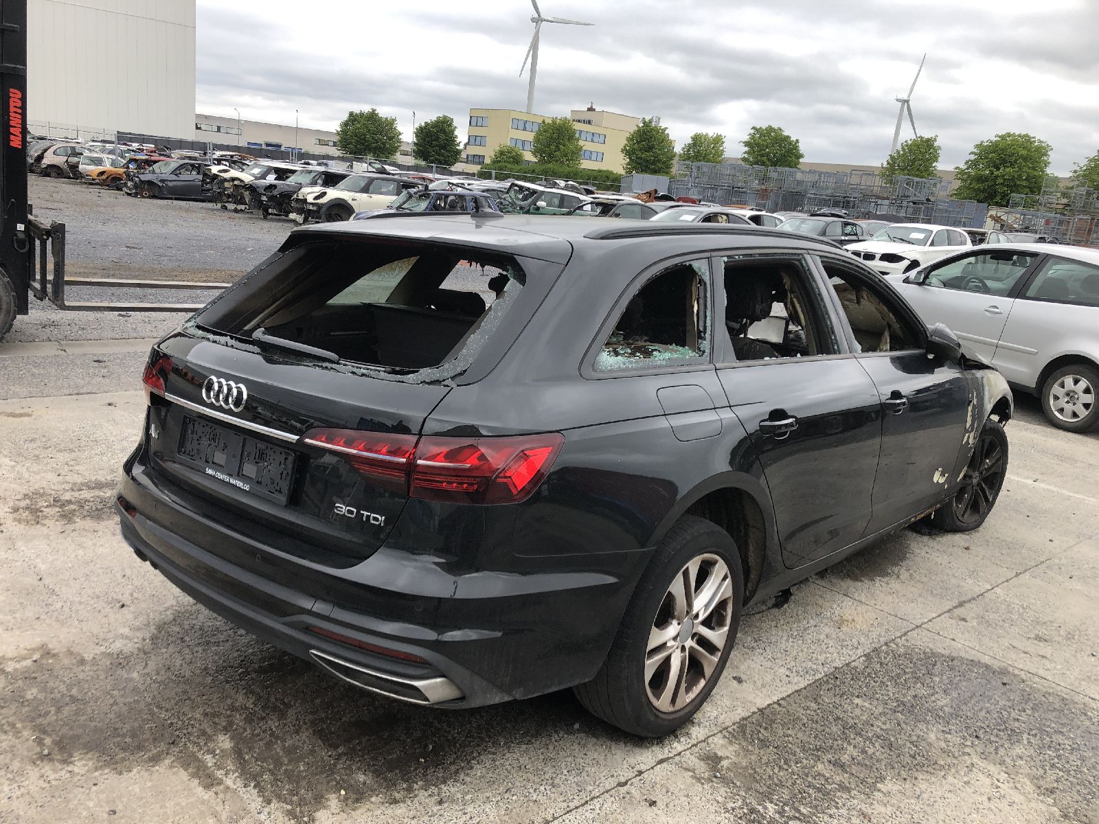 Porte arrière droit Audi A4