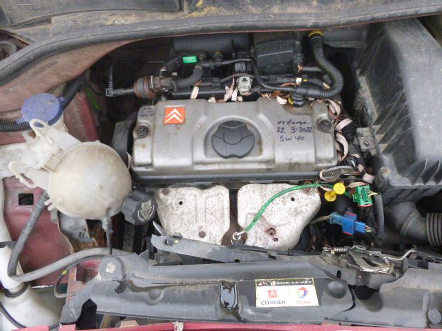 1. Motor Citroen C2