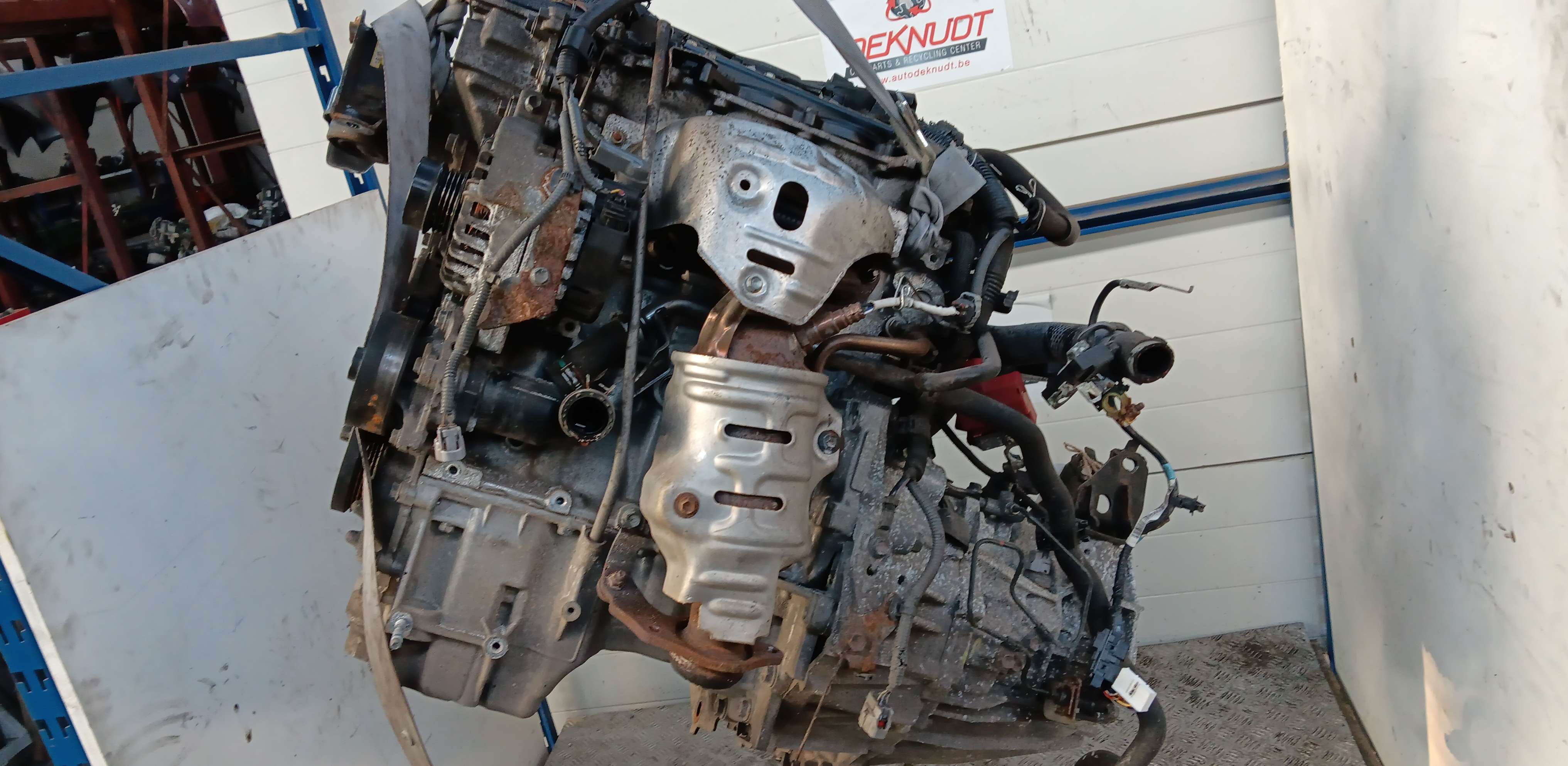1. Motor Toyota Yaris