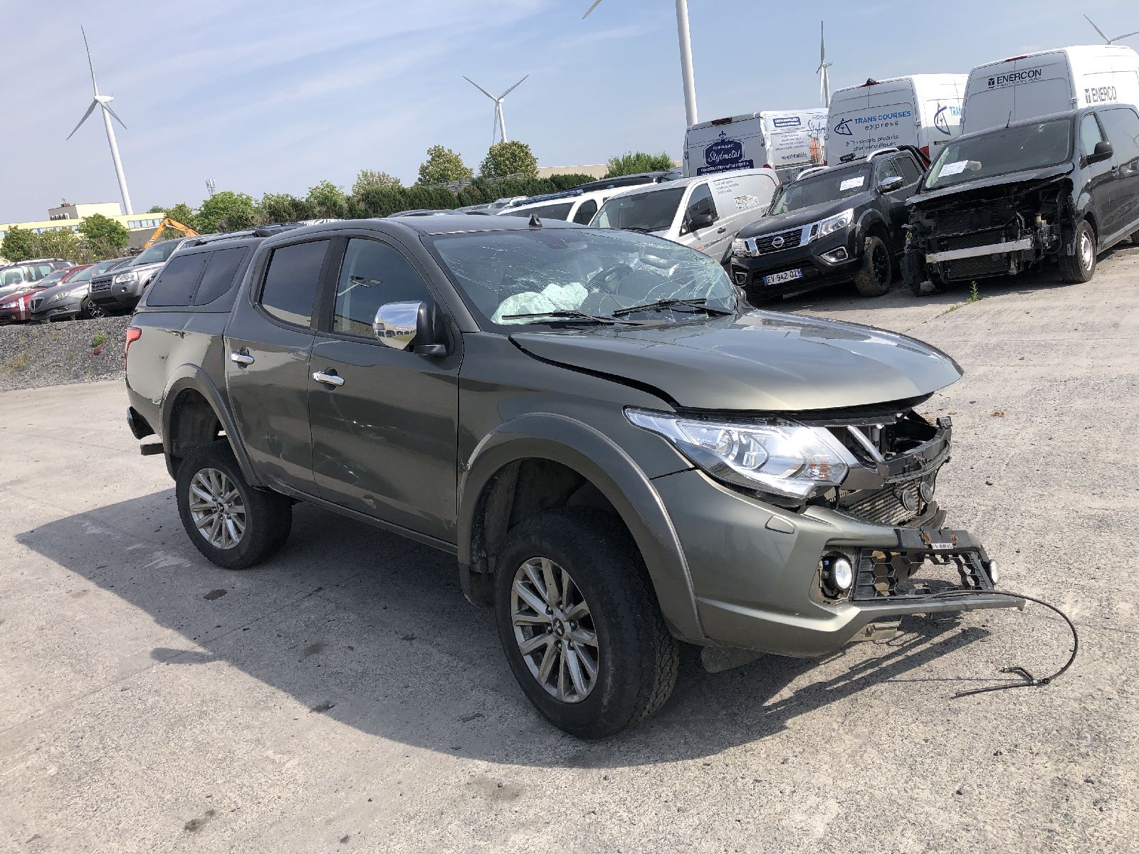 Koplamp rechts voor Mitsubishi L200