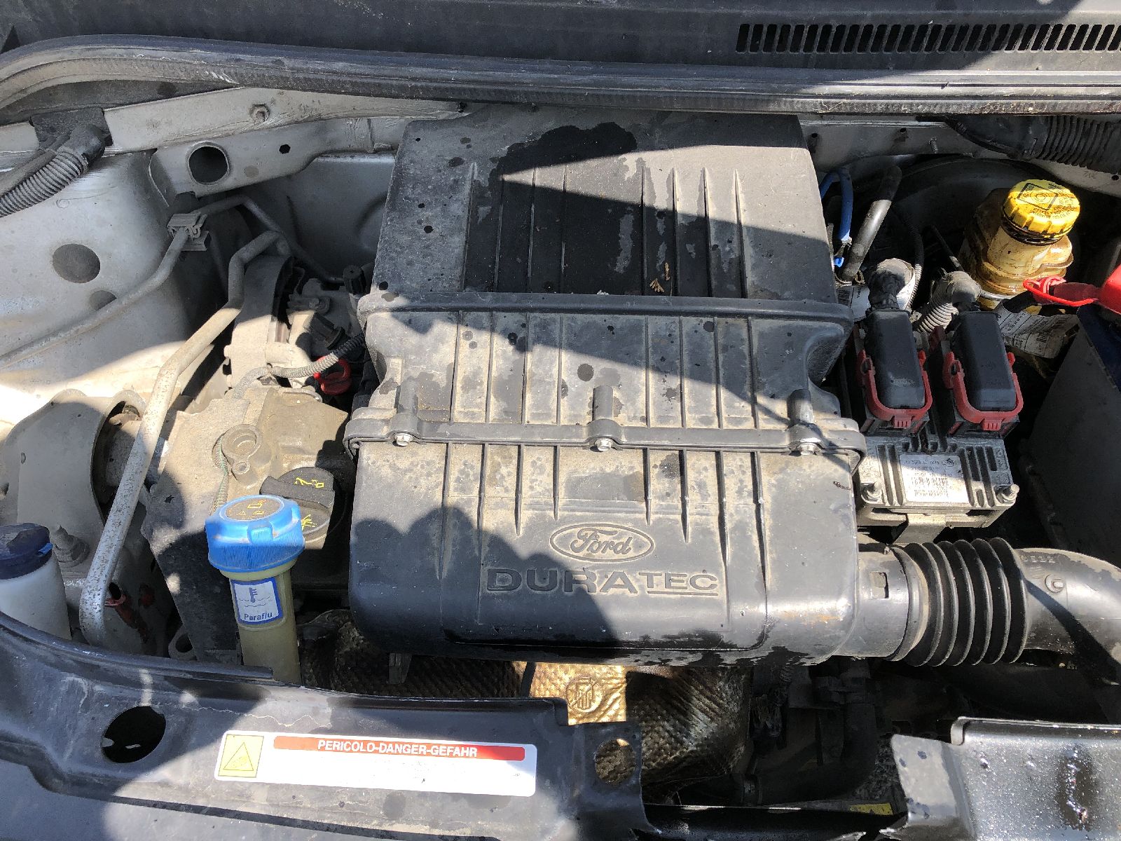 1. Motor Ford Ka