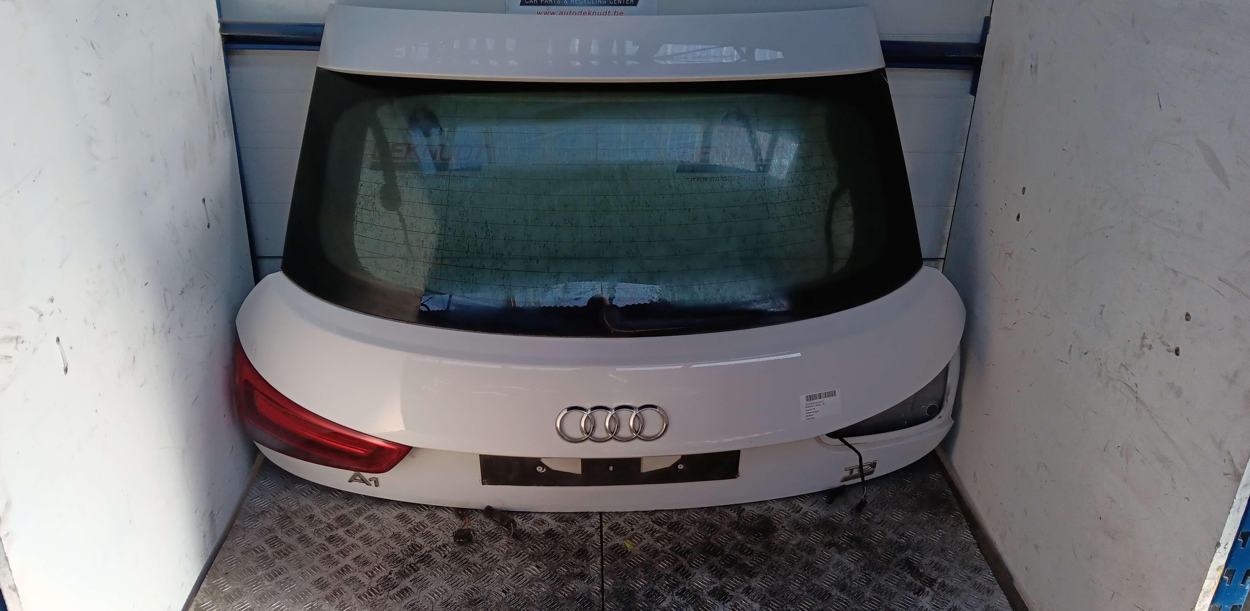 Achterklep Audi A1 8X 2010 - 14