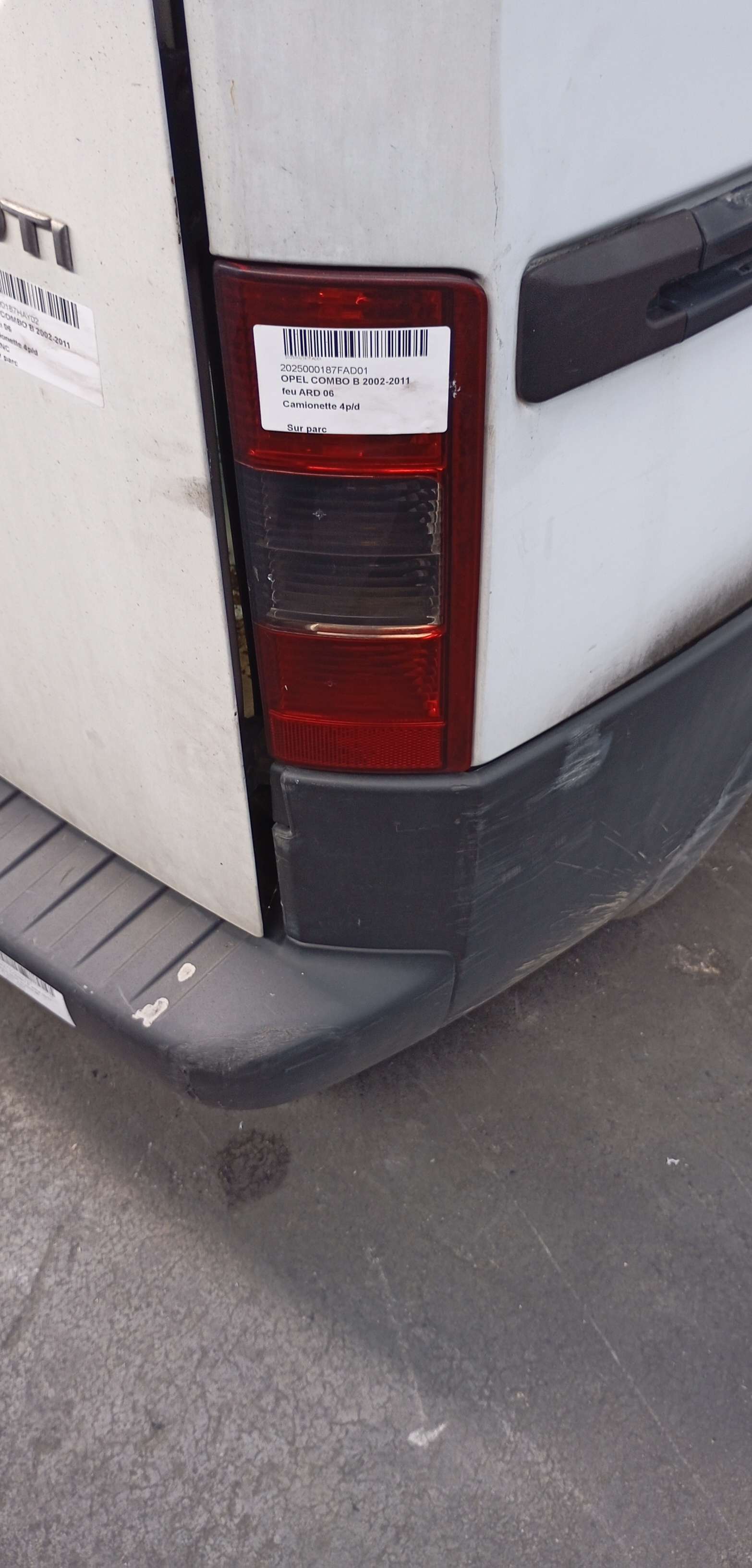 Lichtblok rechts achter Opel Combo