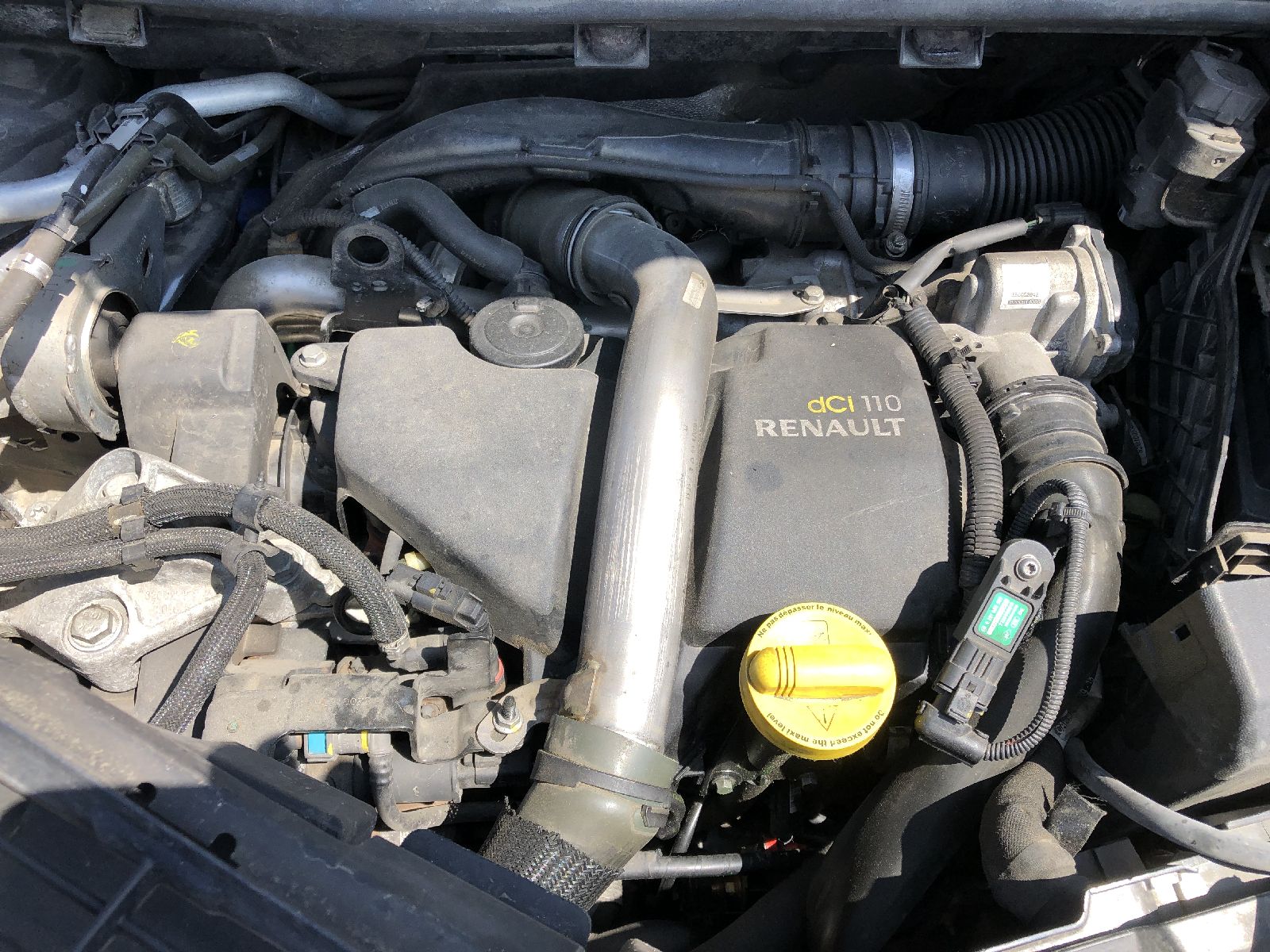1. Motor Renault Grand Espace