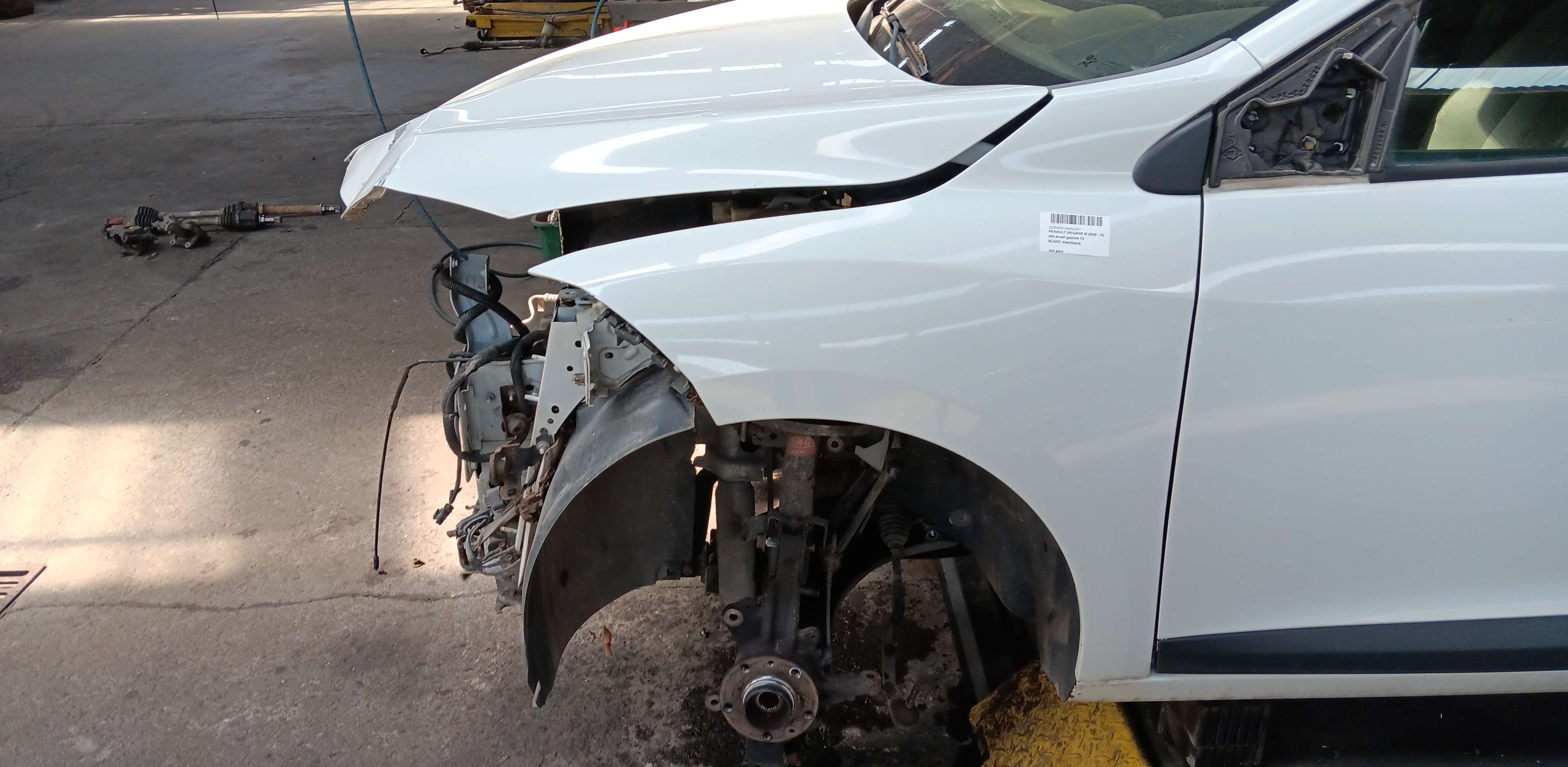 Vleugel links voor Renault Megane
