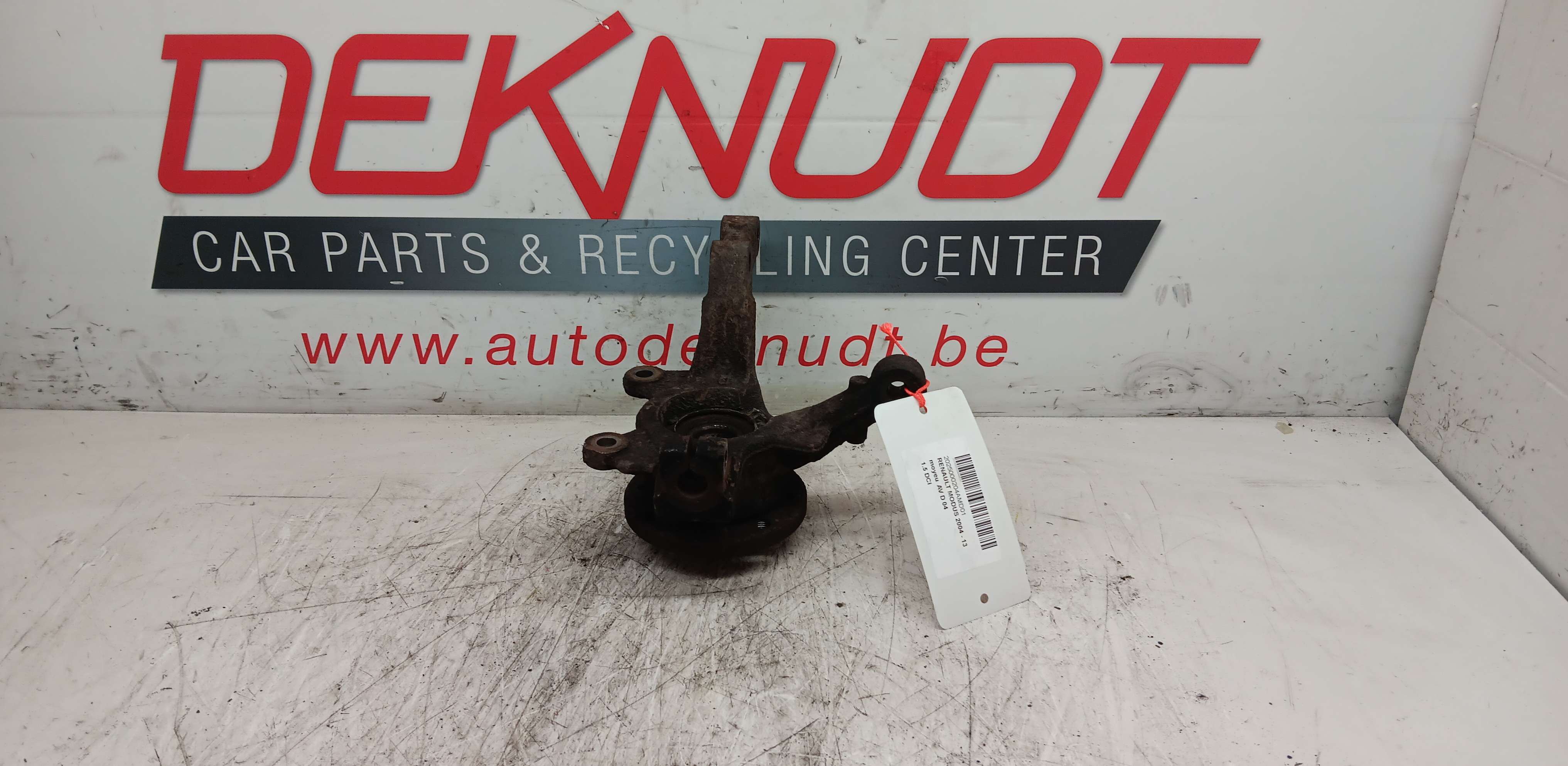 Fusee rechts voor Renault Modus