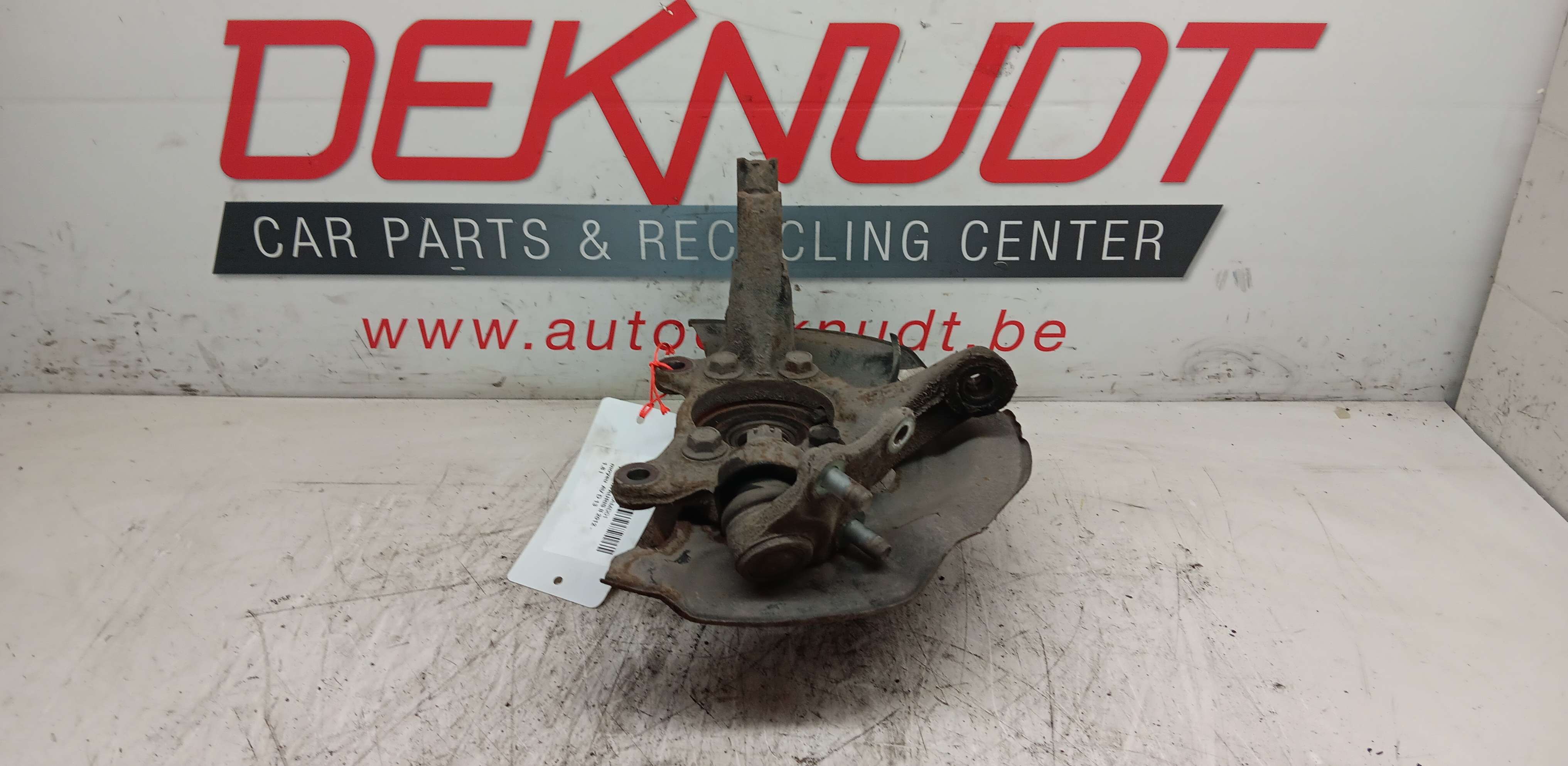 Fusee rechts voor Toyota Auris