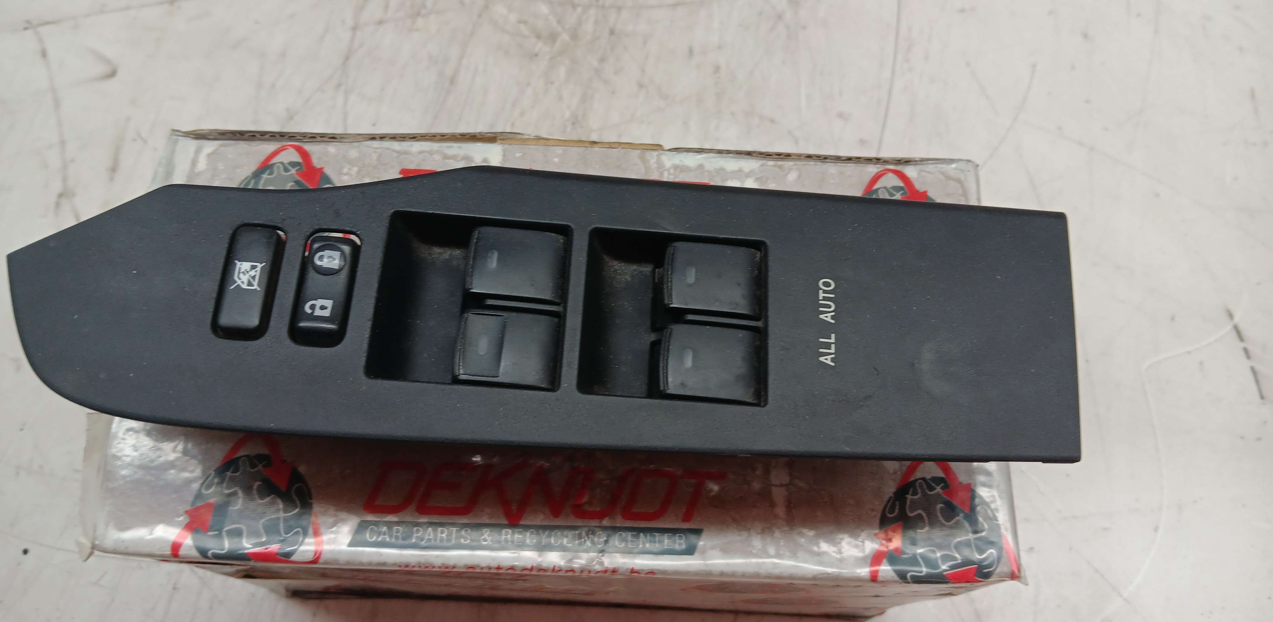 Commande  Toyota Auris