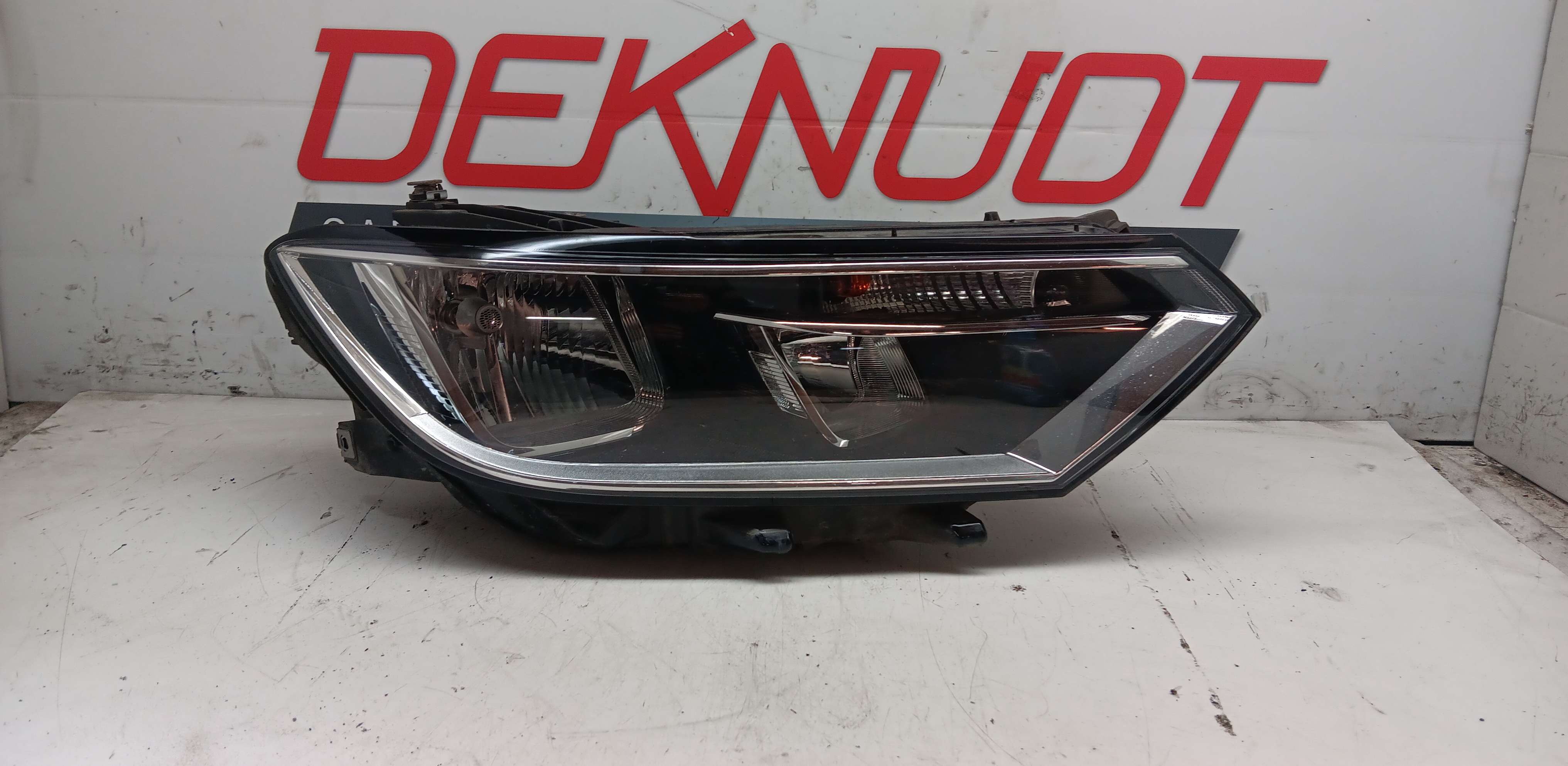 Koplamp rechts voor Vw Passat