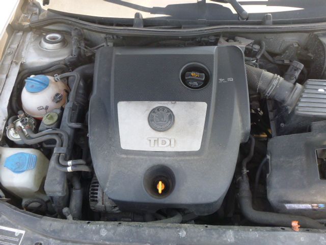 1. Motor Skoda Octavia