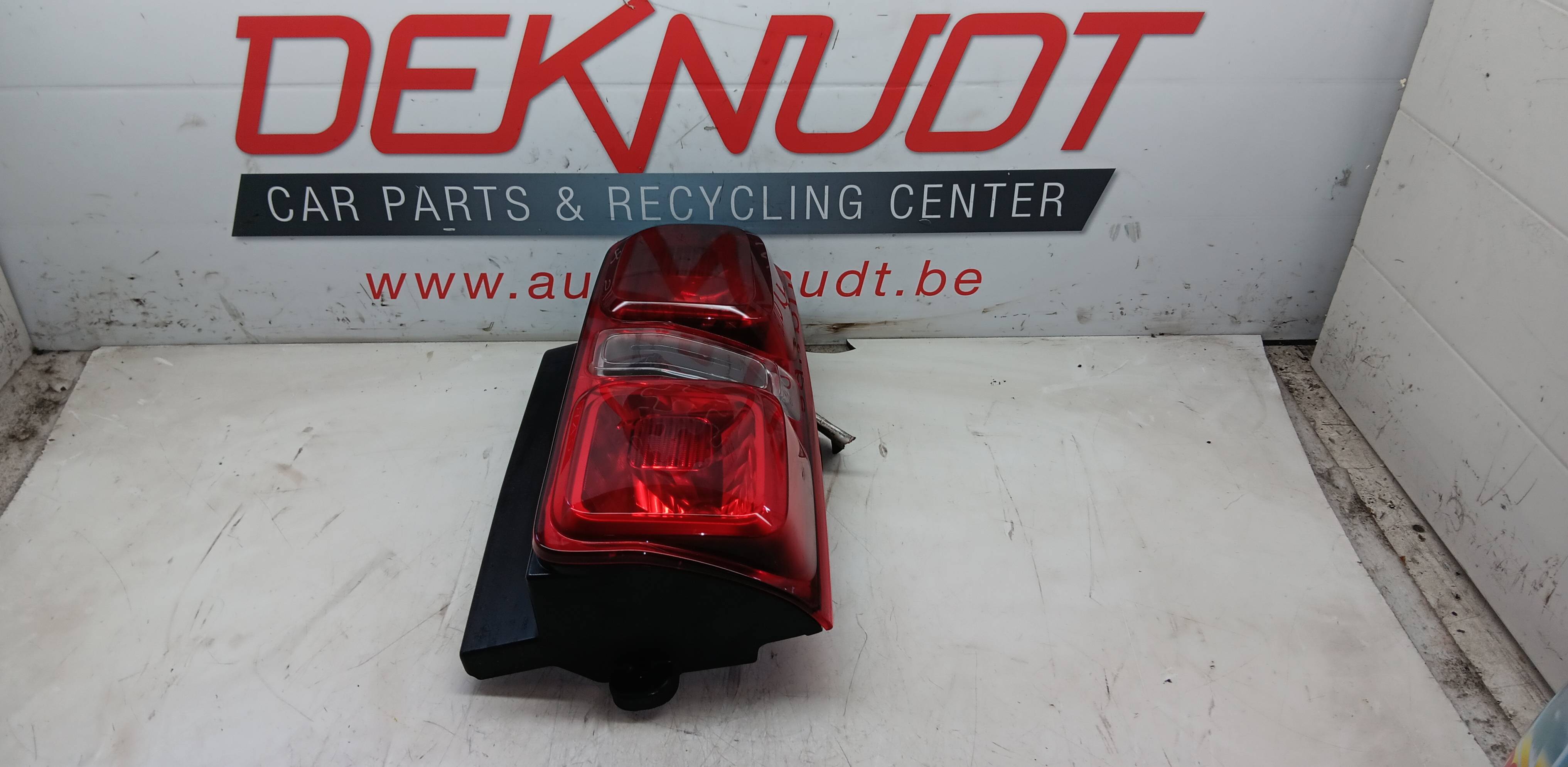 Lichtblok rechts achter Opel Vivaro