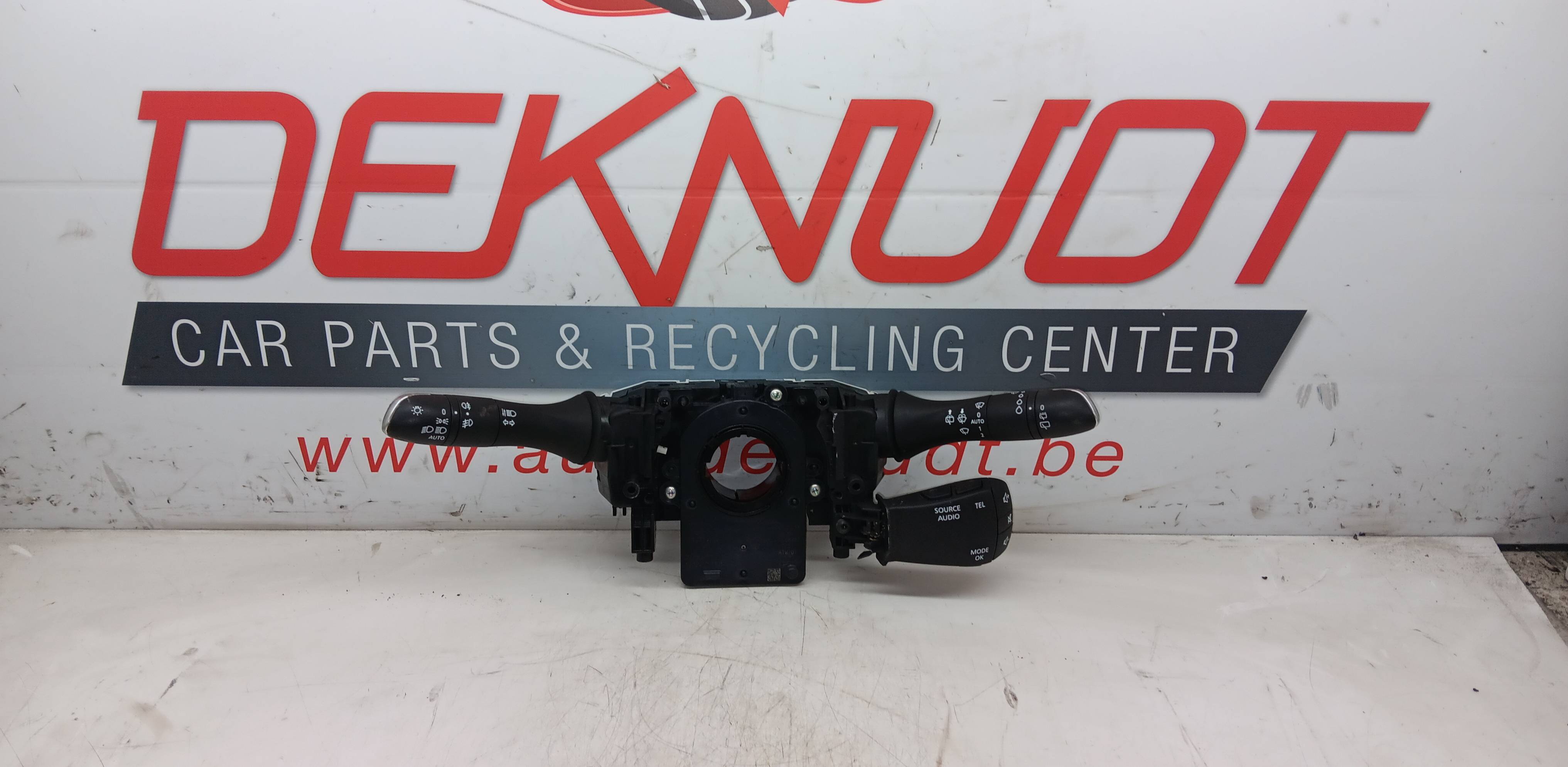 commodo phare et essuie glace Renault Kadjar