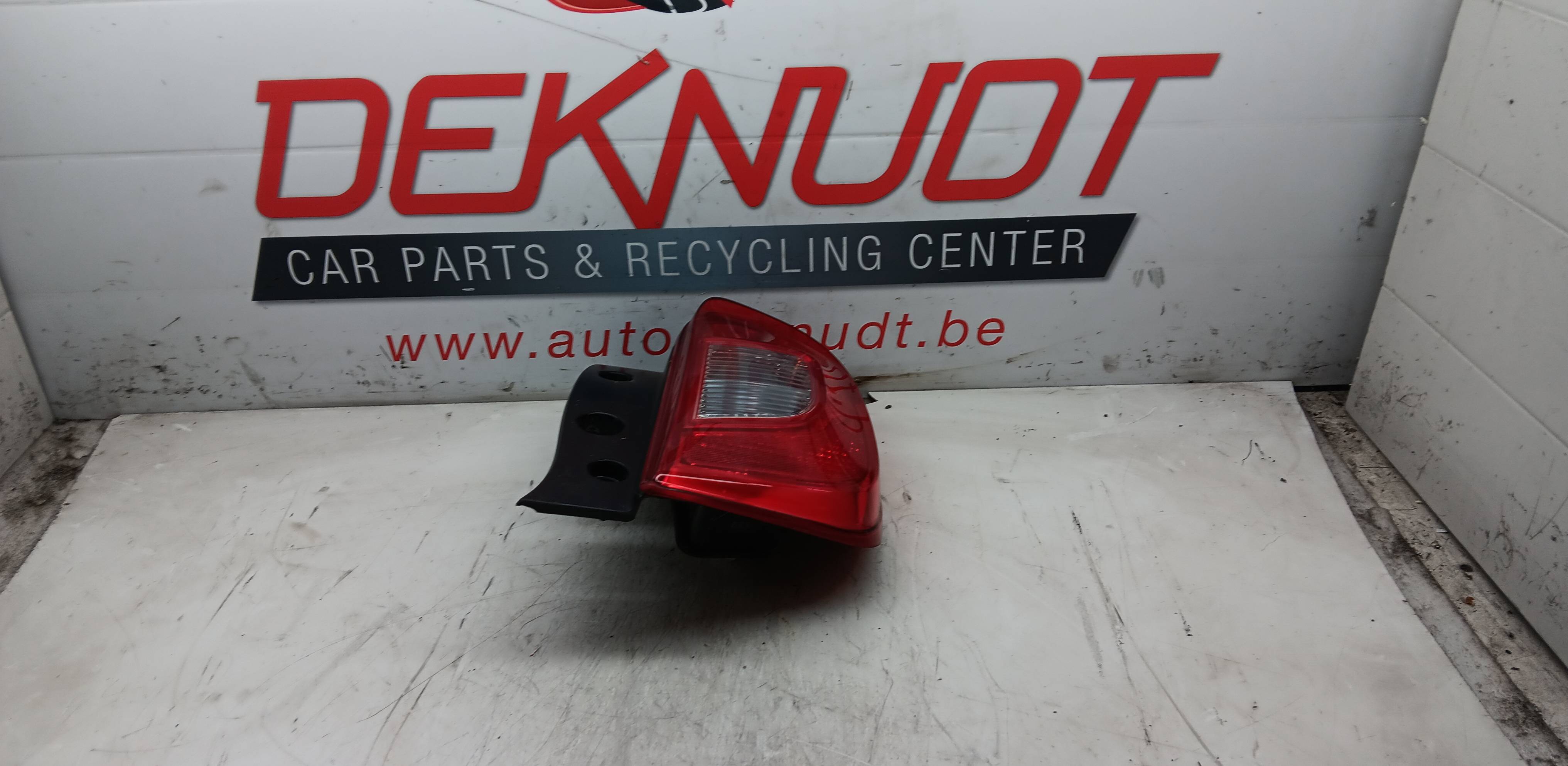 Lichtblok rechts achter Nissan Micra