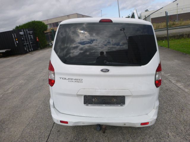 Lichtblok rechts achter Ford Transit Courier