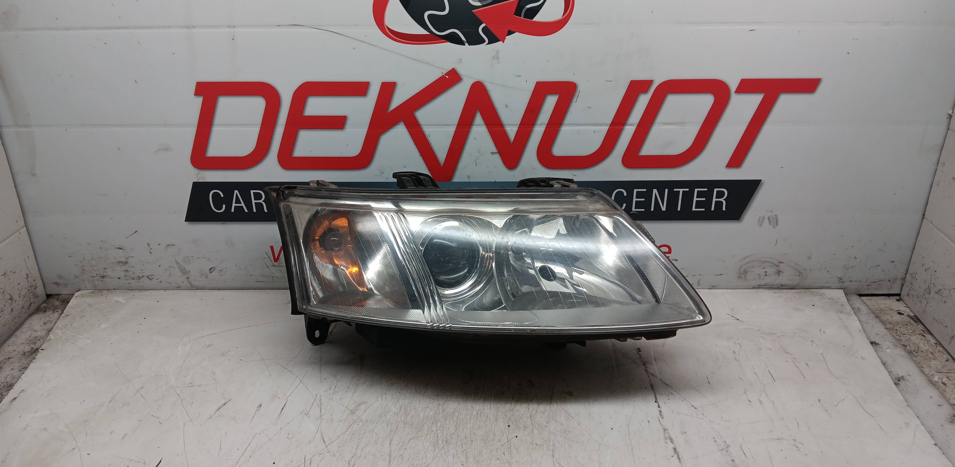 Koplamp rechts voor Saab 9-3