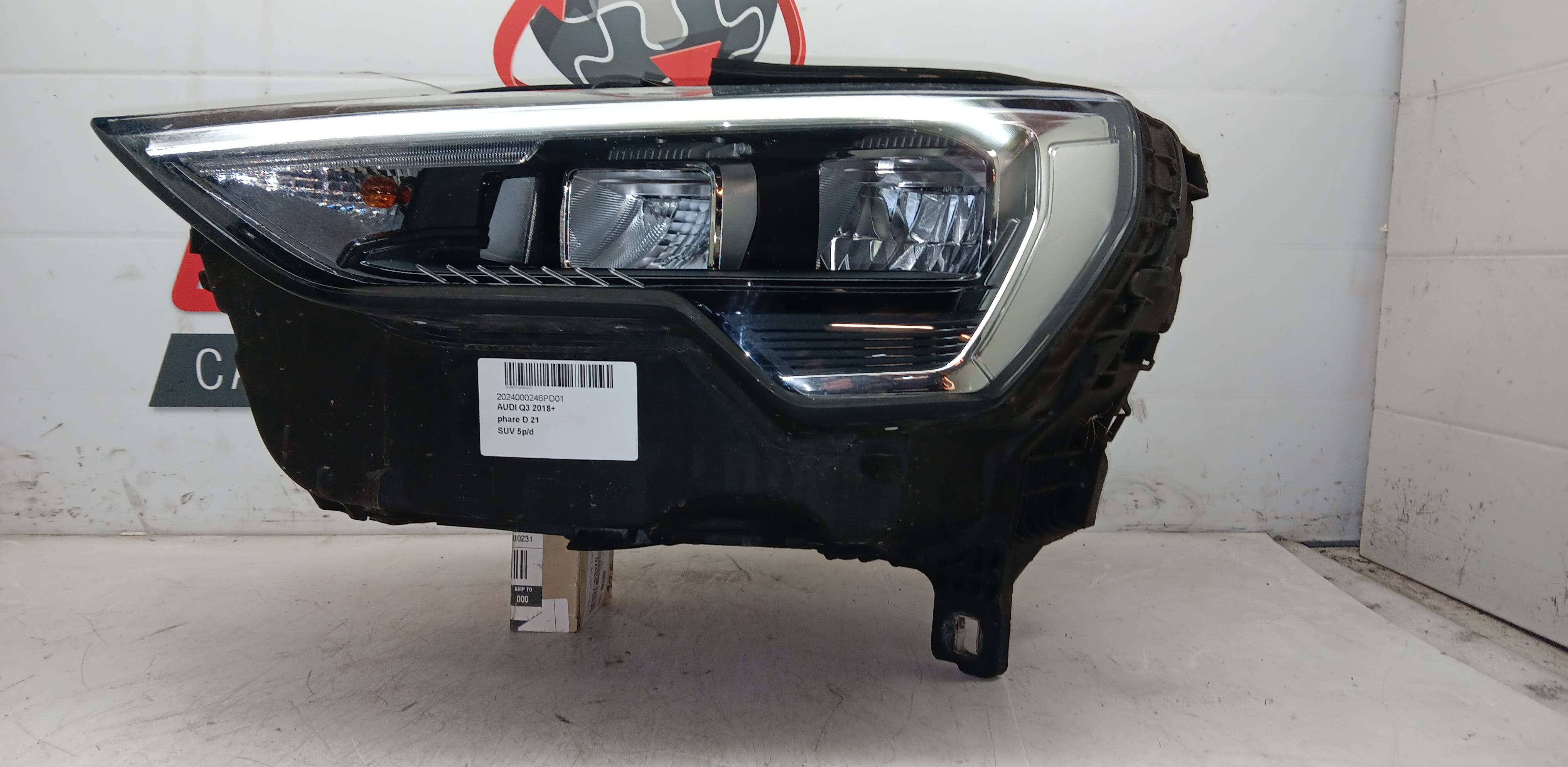 Koplamp rechts voor Audi Q3