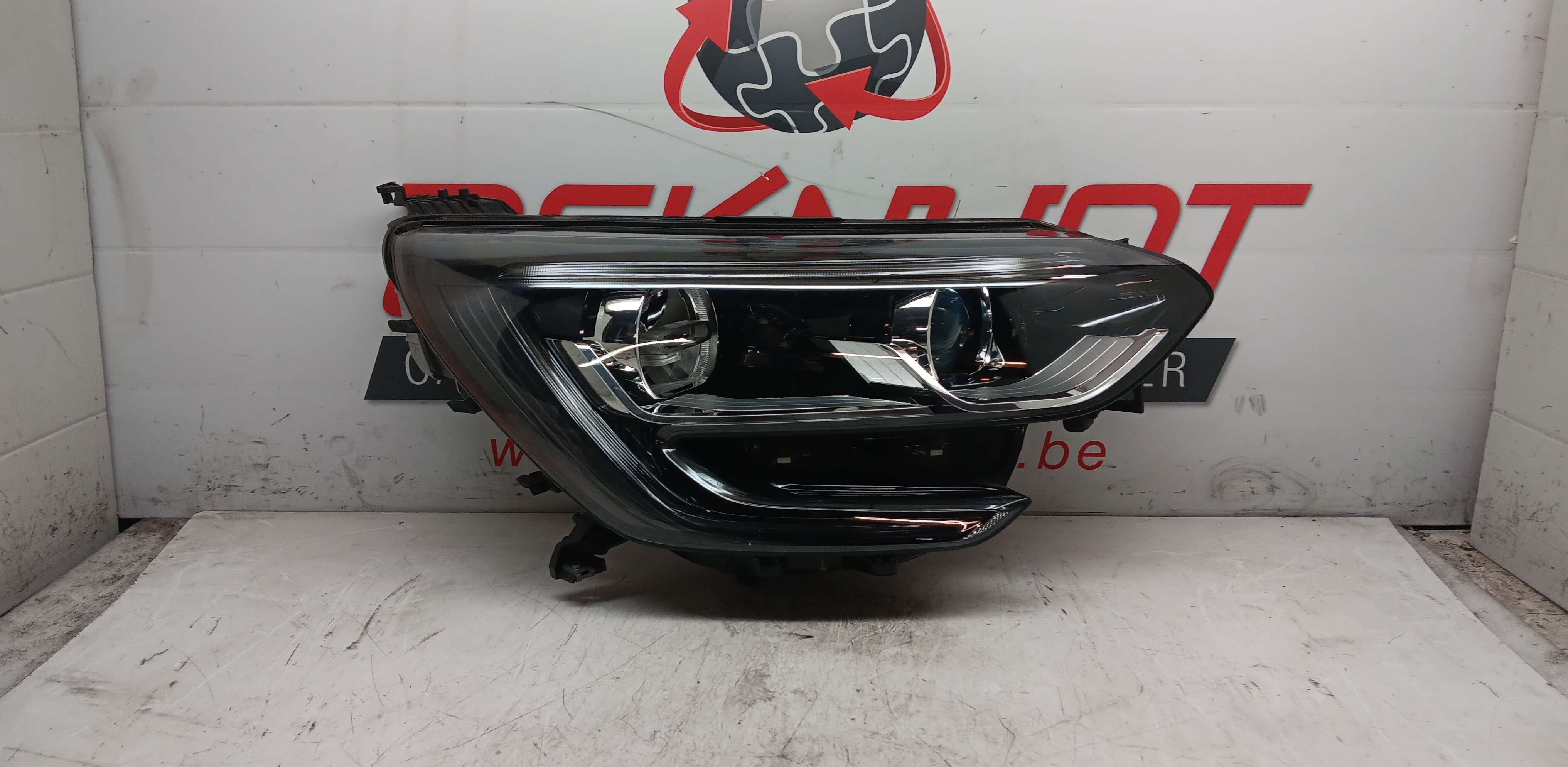 Koplamp rechts voor Renault Megane
