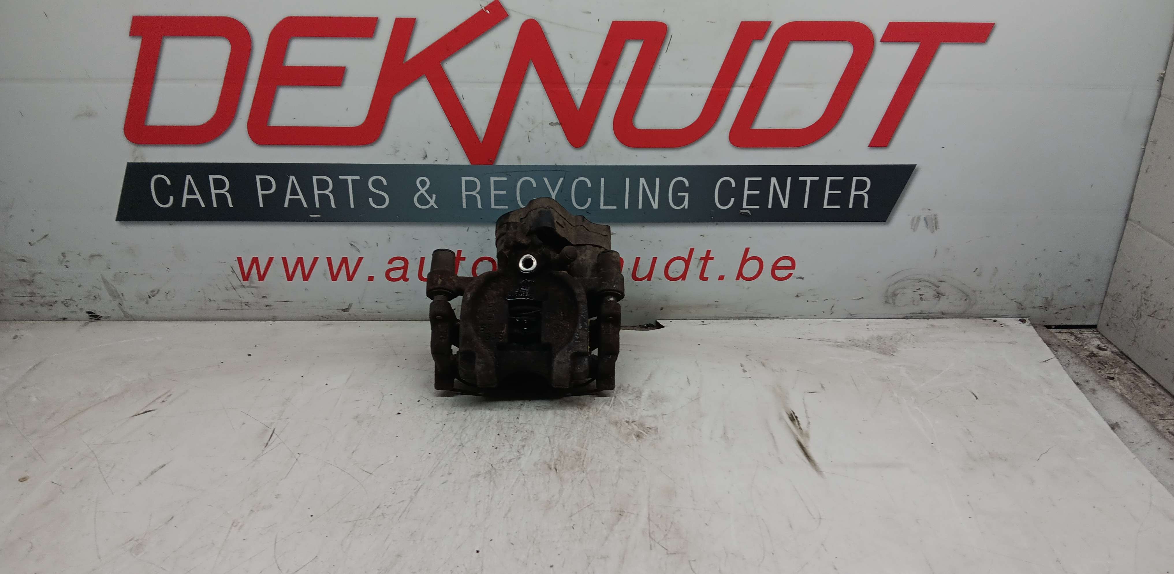 Remschijf links ACHTER Vw Golf