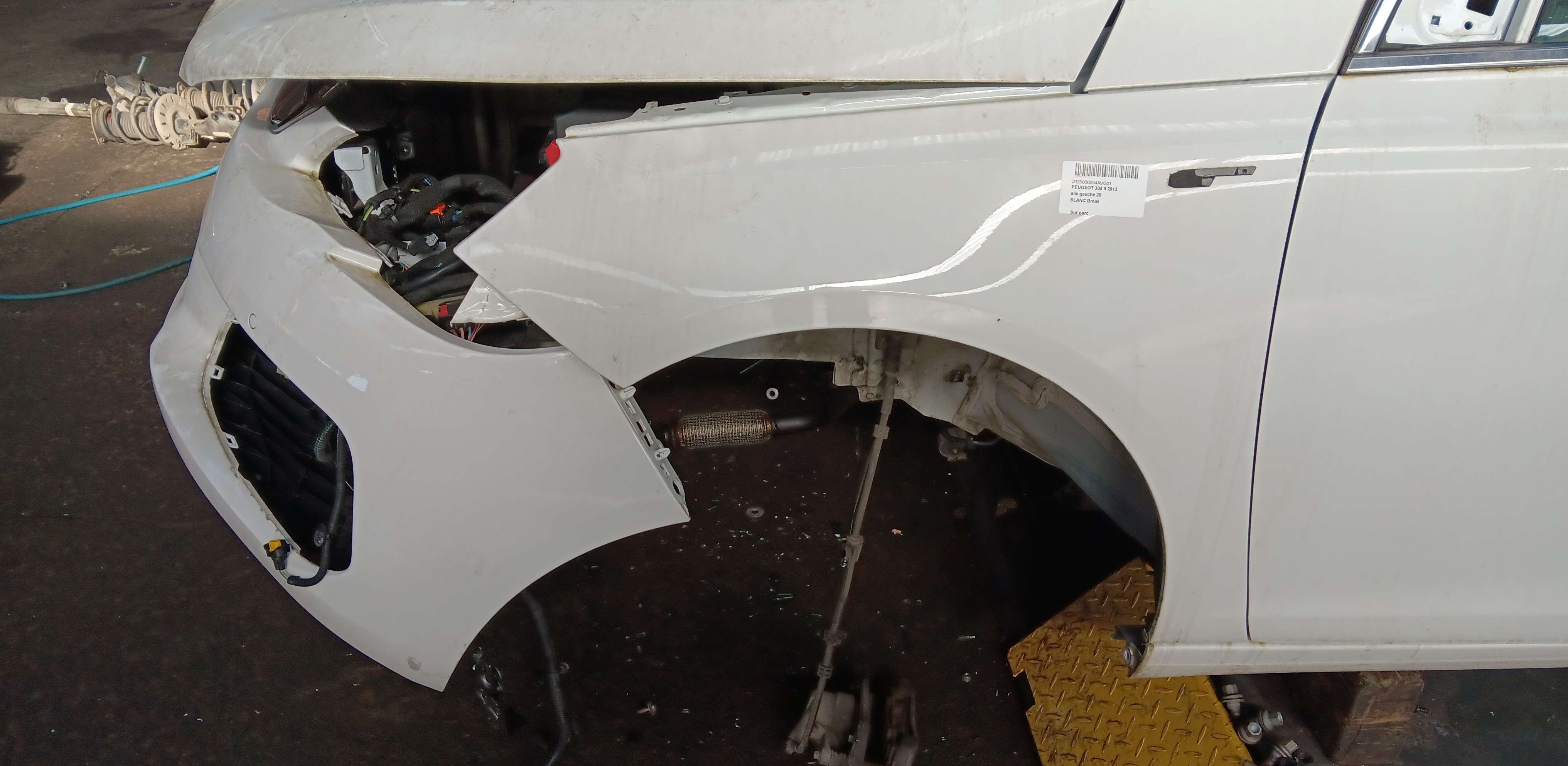 Vleugel links voor Peugeot 308