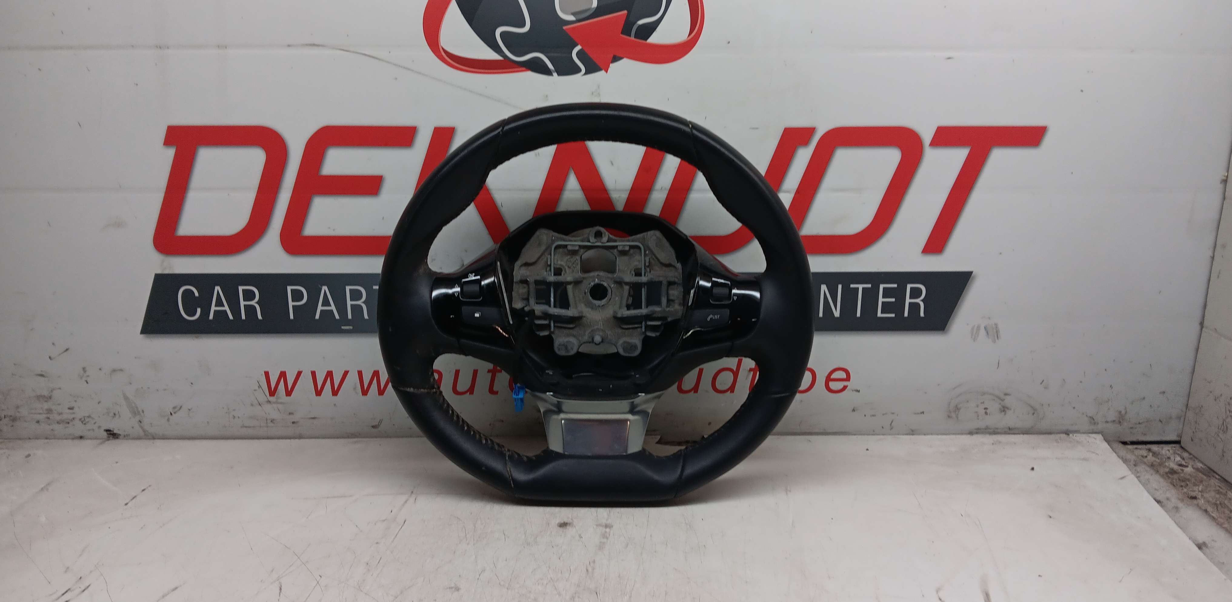 volant Peugeot 308