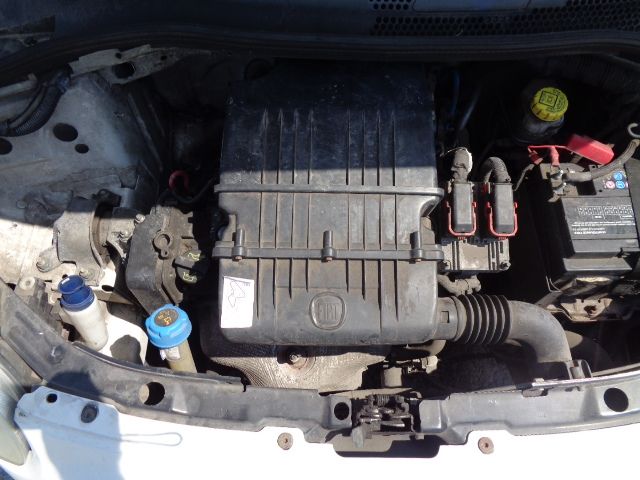 1. Motor Fiat 500