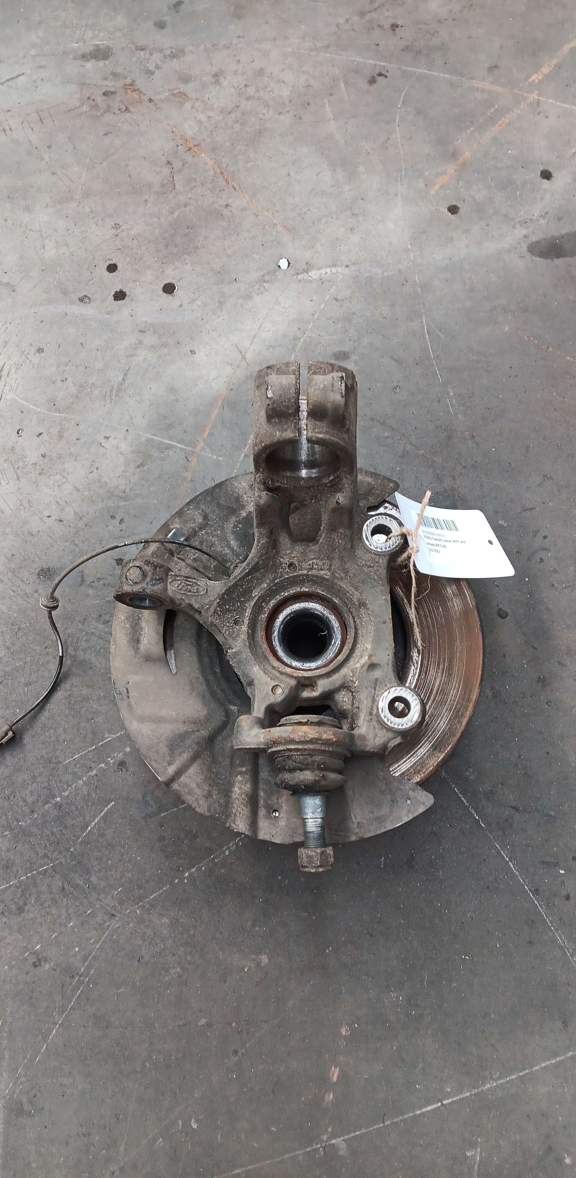Fusee links voor Ford Transit Custom