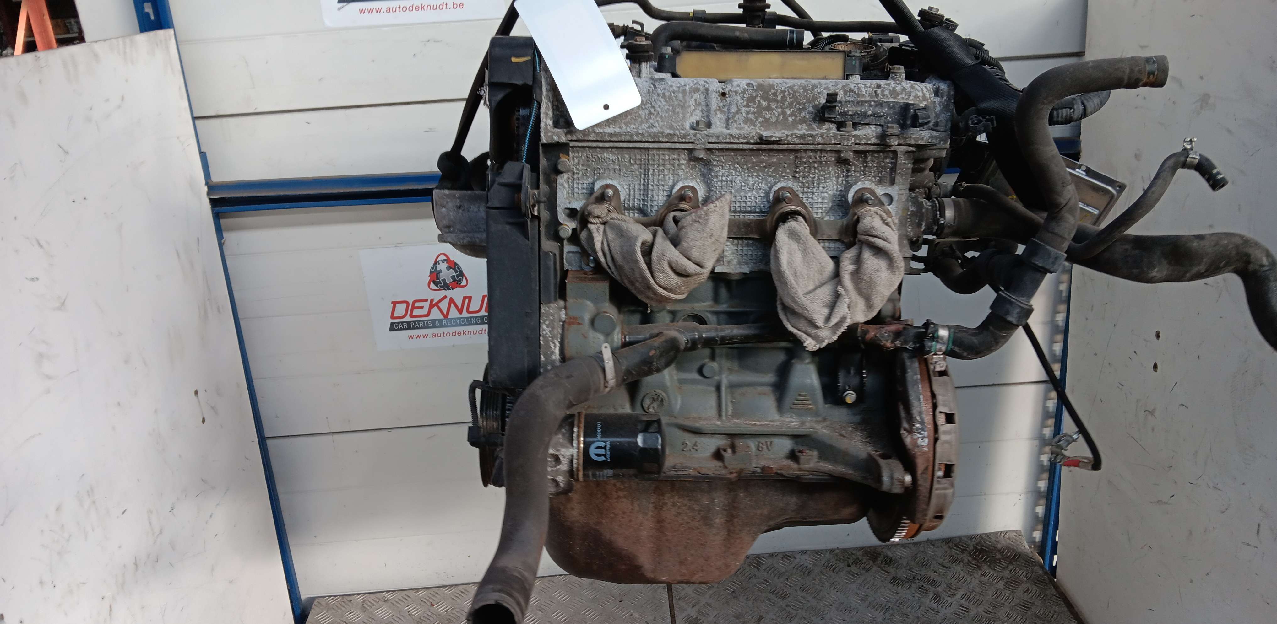 1. Motor Fiat Punto