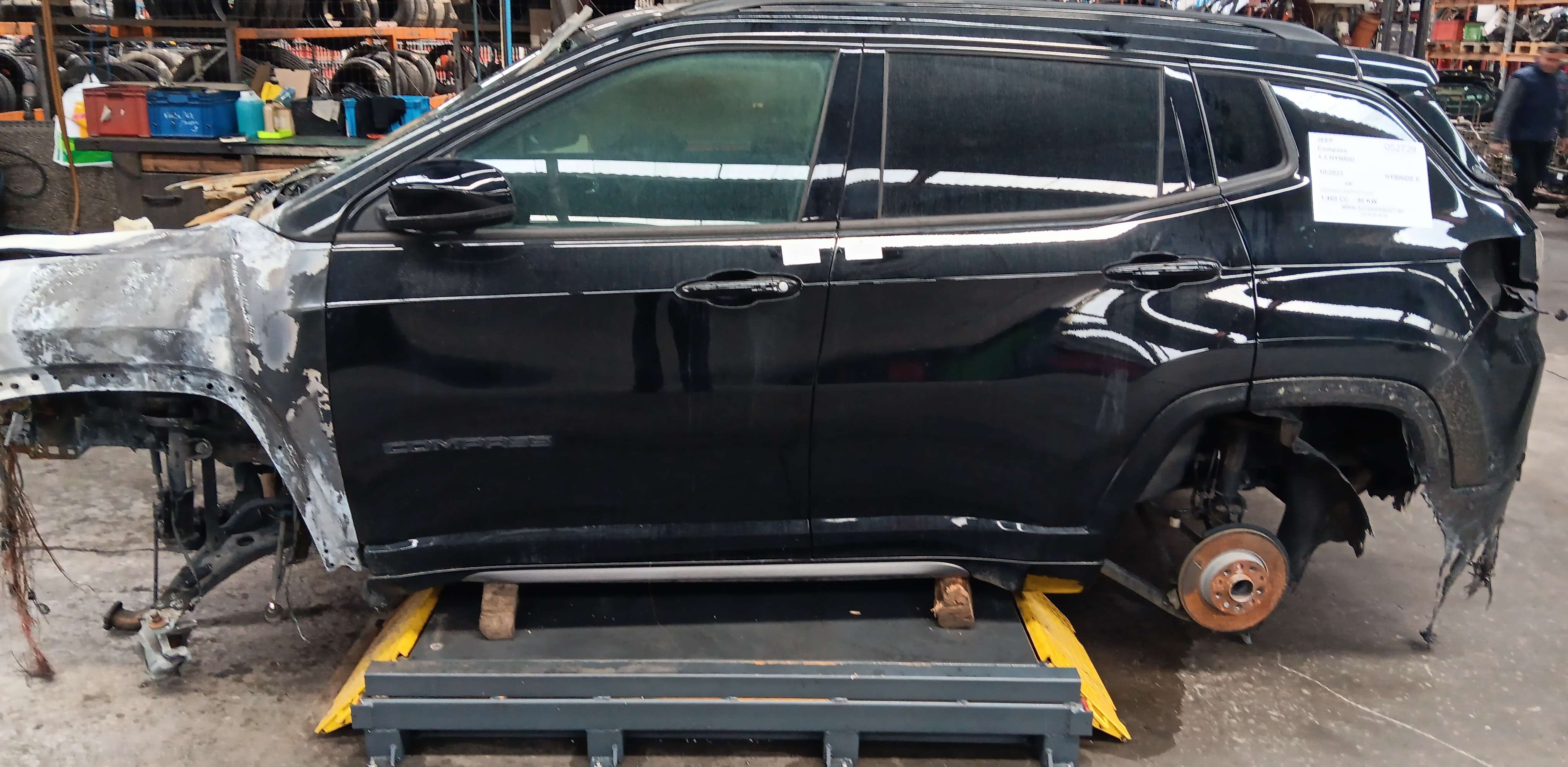 Deur links voor Jeep Compass