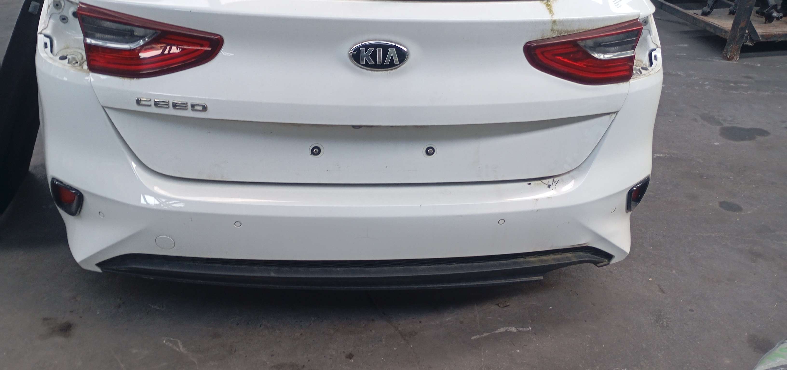 Bumper achter met sensor Kia cee&#039;d