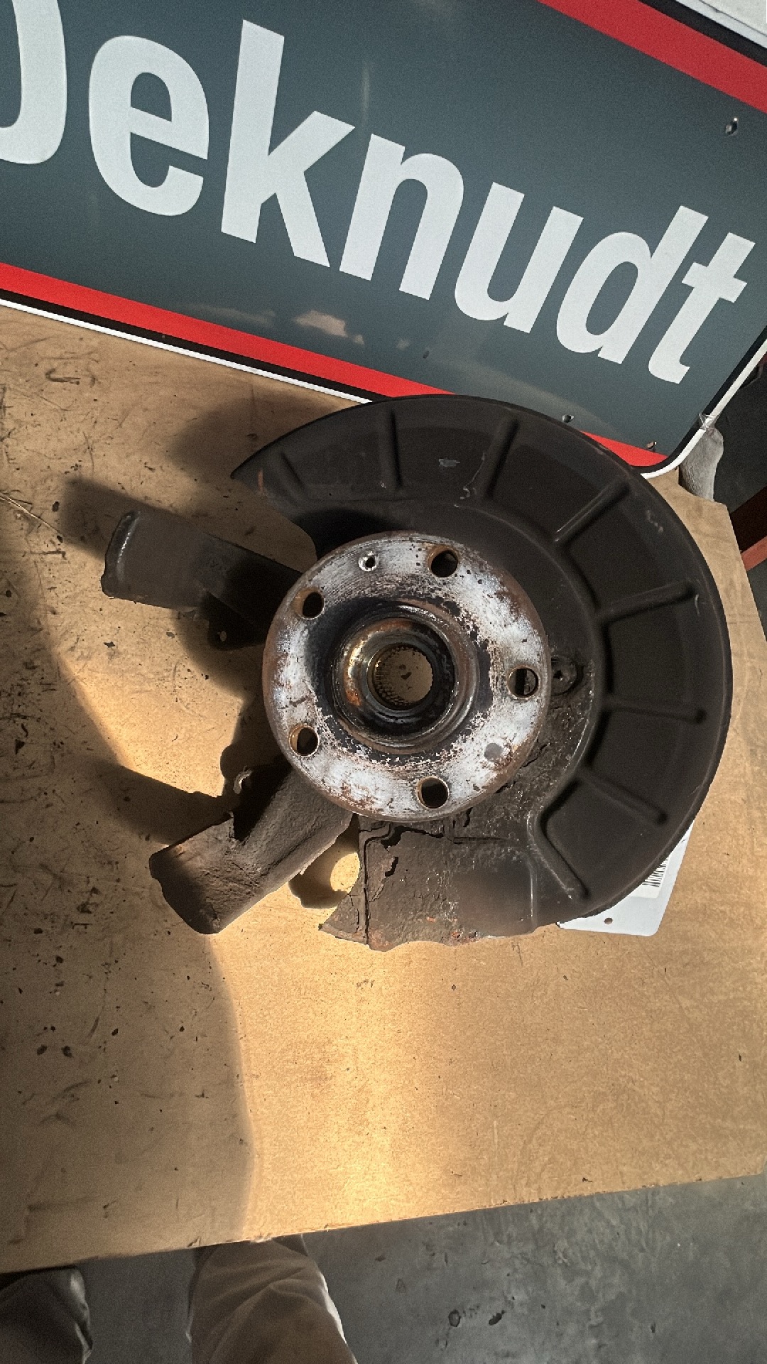 Fusee links voor Vw Jetta